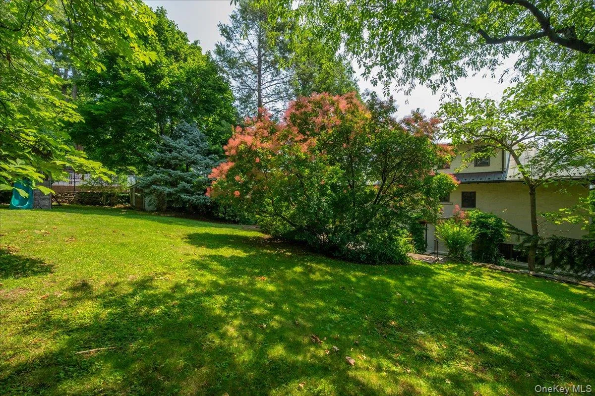 2727 Netherland Avenue, New York, NY, 4 Bedrooms Bedrooms, 7 Rooms Rooms,3 BathroomsBathrooms,Residential,For Rent,Netherland,0,1035581 2727 Netherland Avenue, New York, NY, 4 Bedrooms Bedrooms, 7 Rooms Rooms,3 BathroomsBathrooms,Residential,For Rent,Netherland,0,1035581