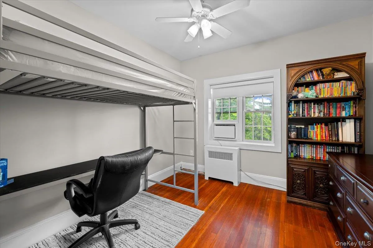 2727 Netherland Avenue, New York, NY, 4 Bedrooms Bedrooms, 7 Rooms Rooms,3 BathroomsBathrooms,Residential,For Rent,Netherland,0,1035581 2727 Netherland Avenue, New York, NY, 4 Bedrooms Bedrooms, 7 Rooms Rooms,3 BathroomsBathrooms,Residential,For Rent,Netherland,0,1035581
