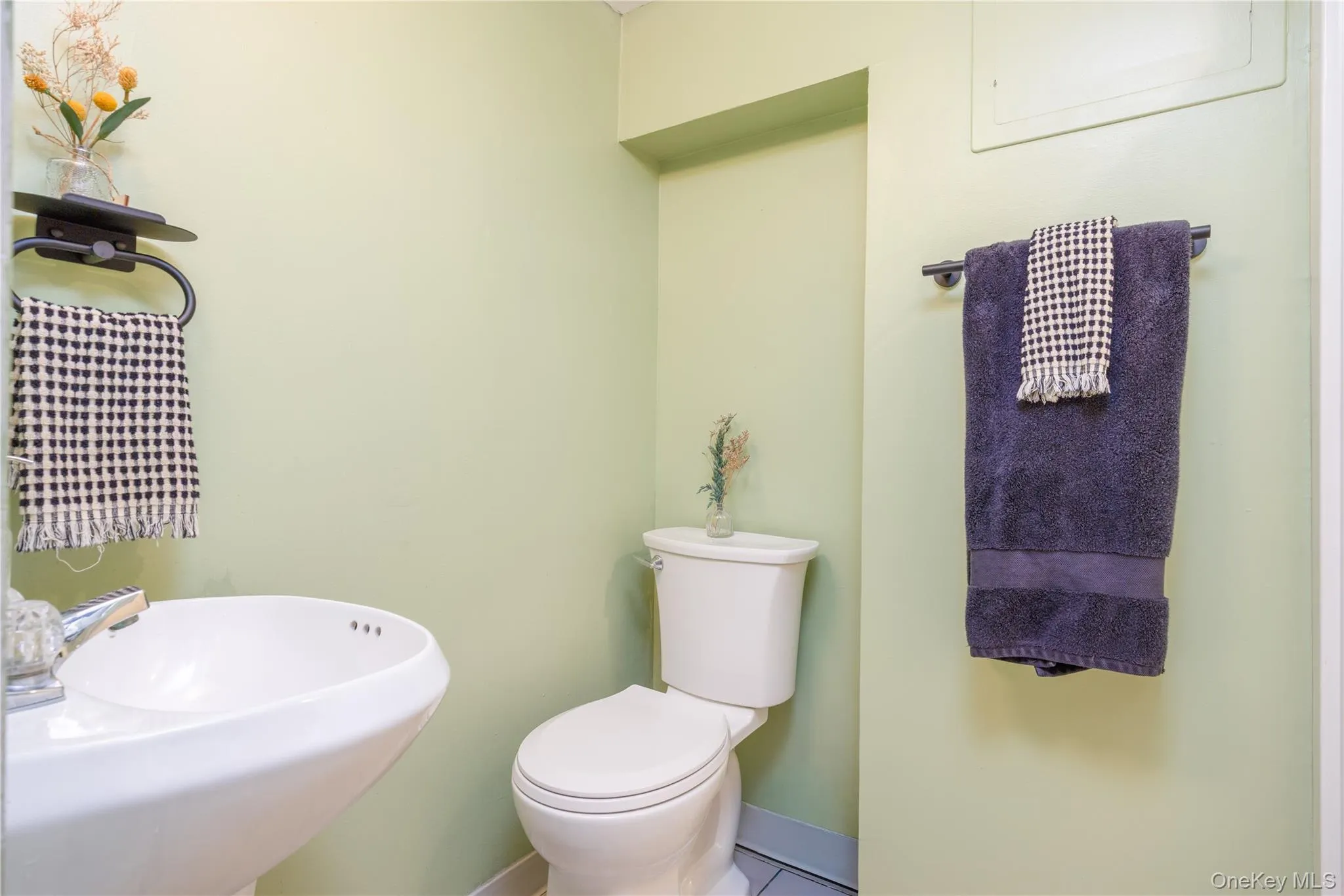 395 Ehrhardt Road, Orangetown, NY, 3 Bedrooms Bedrooms, 10 Rooms Rooms,2 BathroomsBathrooms,Residential,For Rent,Ehrhardt,0,1035587 395 Ehrhardt Road, Orangetown, NY, 3 Bedrooms Bedrooms, 10 Rooms Rooms,2 BathroomsBathrooms,Residential,For Rent,Ehrhardt,0,1035587