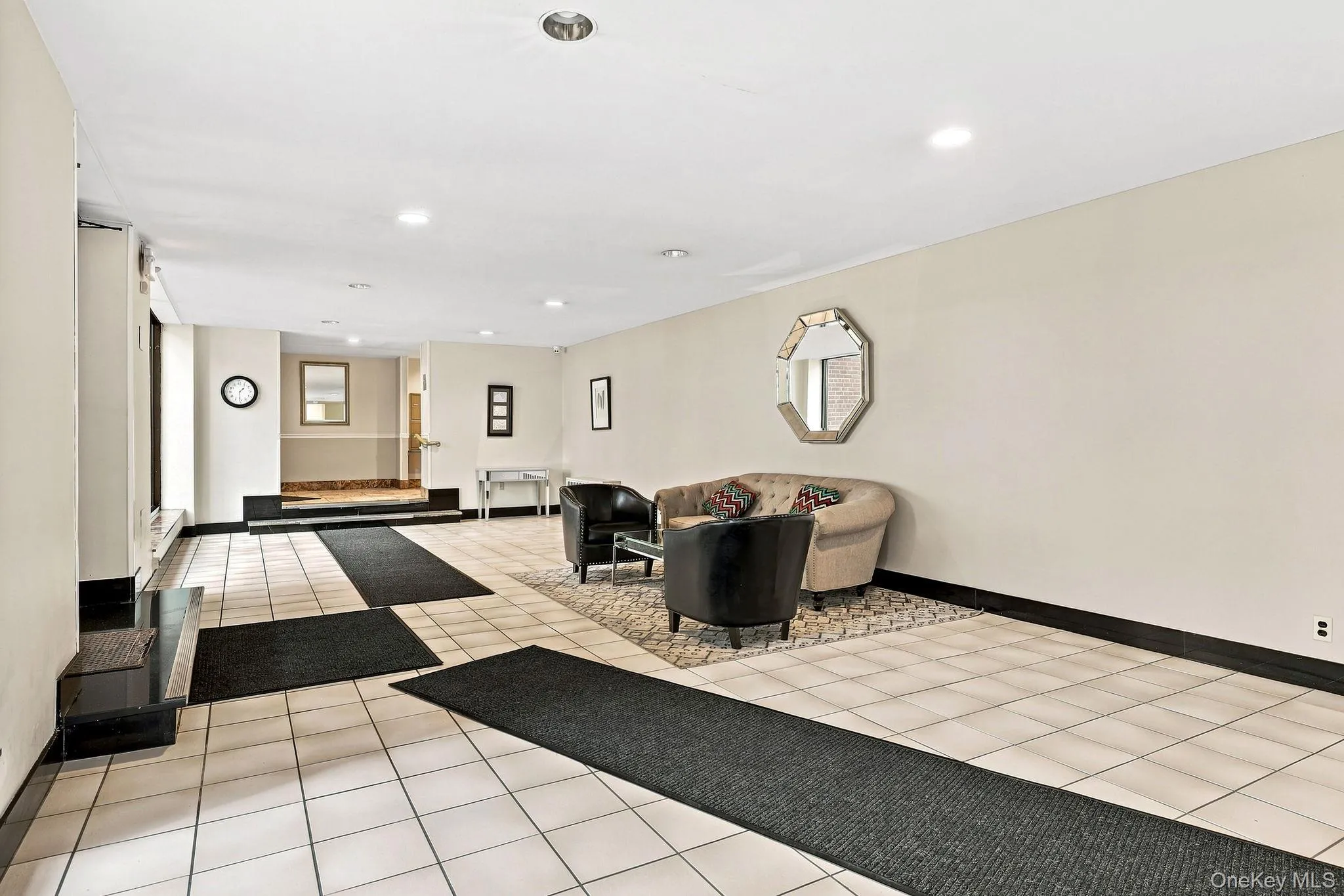 10 Franklin Avenue, White Plains, NY, 1 Bedroom Bedrooms, 3 Rooms Rooms,1 BathroomBathrooms,Residential,For Rent,Franklin,0,1035588 10 Franklin Avenue, White Plains, NY, 1 Bedroom Bedrooms, 3 Rooms Rooms,1 BathroomBathrooms,Residential,For Rent,Franklin,0,1035588