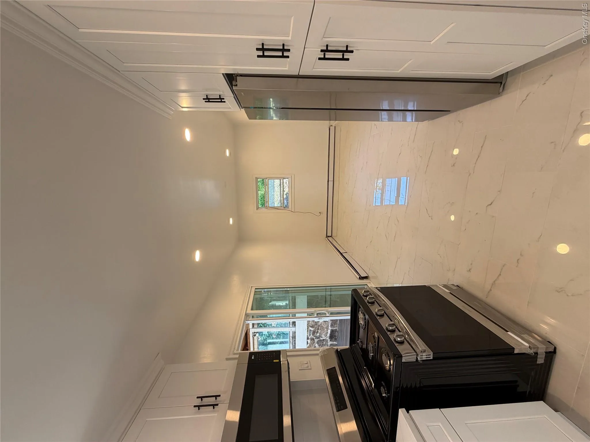 23 Mansion Avenue, Yonkers, NY, 3 Bedroom Bedrooms, 6 Room Rooms,1 BathroomBathrooms,Residential Lease,For Rent,Mansion,0,1035589 23 Mansion Avenue, Yonkers, NY, 3 Bedroom Bedrooms, 6 Room Rooms,1 BathroomBathrooms,Residential Lease,For Rent,Mansion,0,1035589