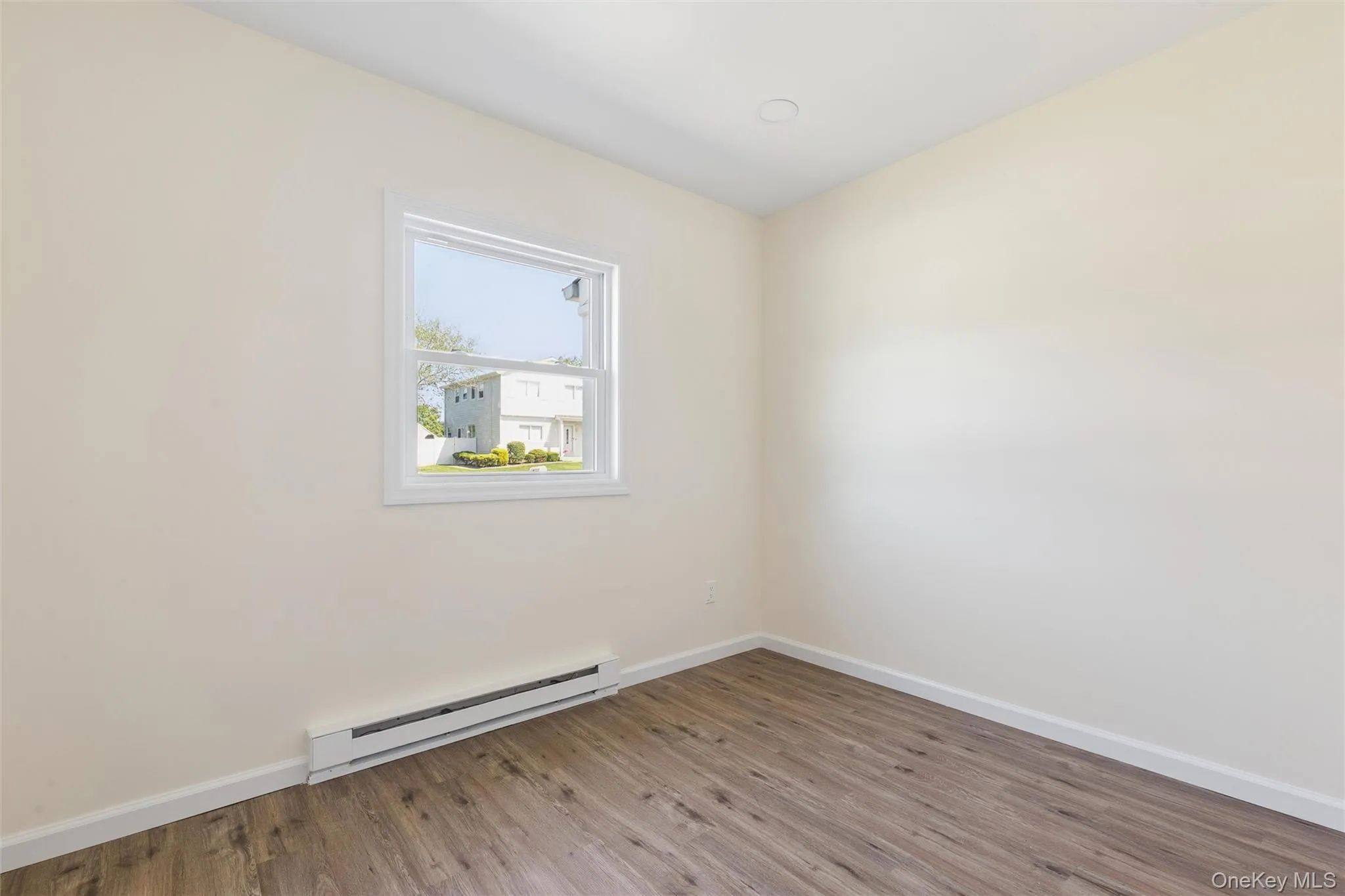 91 Circle Drive, Brookhaven, NY, 3 Bedrooms Bedrooms, 7 Rooms Rooms,1 BathroomBathrooms,Residential,For Rent,Circle,0,1035597 91 Circle Drive, Brookhaven, NY, 3 Bedrooms Bedrooms, 7 Rooms Rooms,1 BathroomBathrooms,Residential,For Rent,Circle,0,1035597