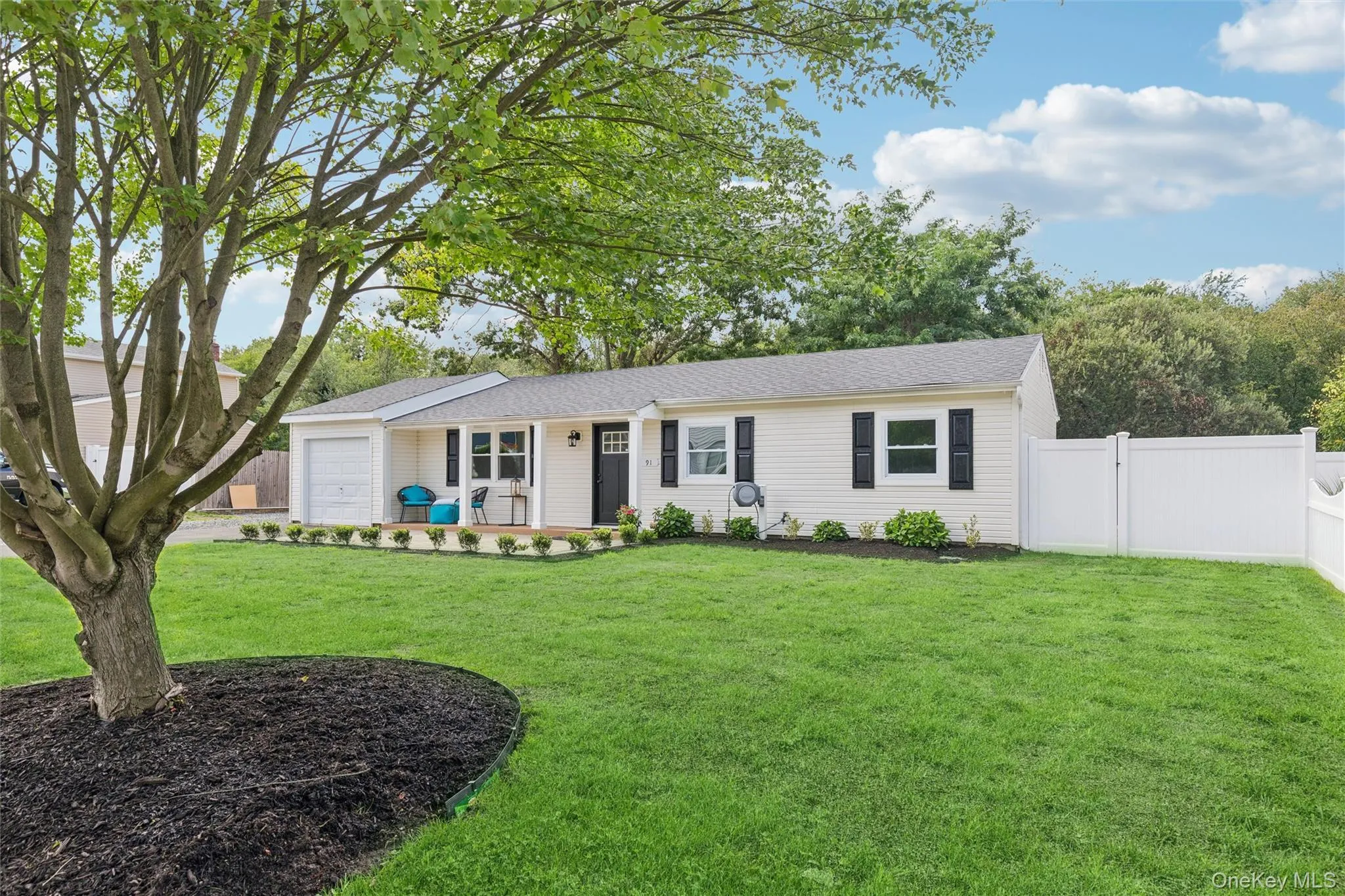 91 Circle Drive, Brookhaven, NY, 3 Bedrooms Bedrooms, 7 Rooms Rooms,1 BathroomBathrooms,Residential,For Rent,Circle,0,1035597 91 Circle Drive, Brookhaven, NY, 3 Bedrooms Bedrooms, 7 Rooms Rooms,1 BathroomBathrooms,Residential,For Rent,Circle,0,1035597