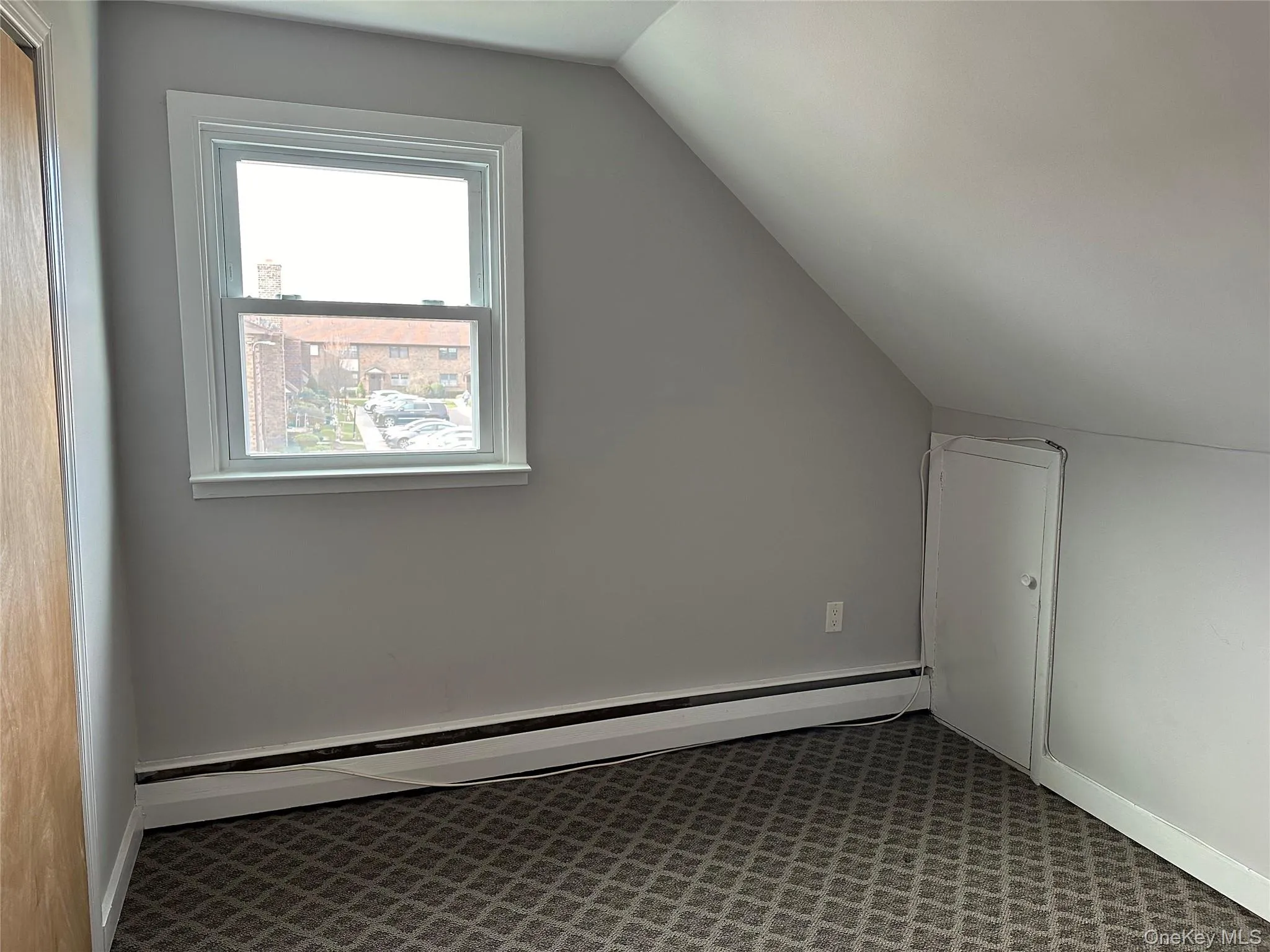 Office 8 1/2 X 8 1/2 Feet Office 8 1/2 X 8 1/2 Feet