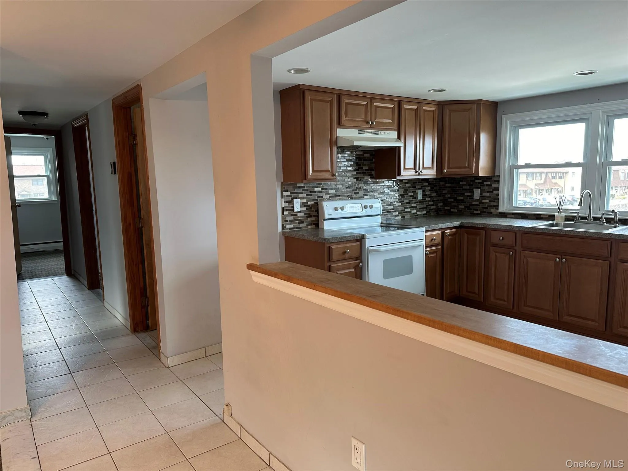 360 West Drive, Babylon, NY, 2 Bedrooms Bedrooms, 5 Rooms Rooms,1 BathroomBathrooms,Residential Lease,For Rent,West,0,1035601 360 West Drive, Babylon, NY, 2 Bedrooms Bedrooms, 5 Rooms Rooms,1 BathroomBathrooms,Residential Lease,For Rent,West,0,1035601