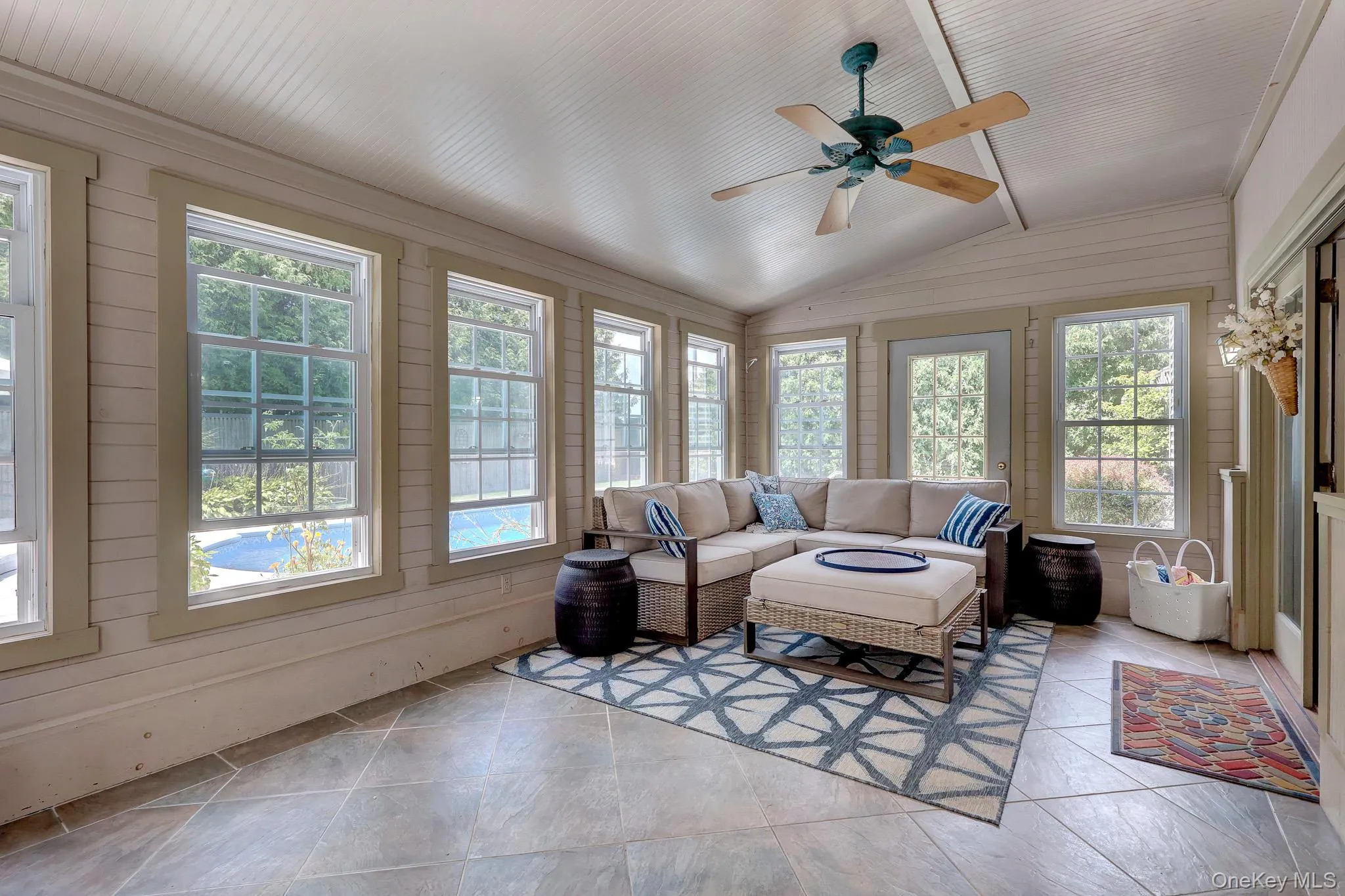 22 Larkspur Drive, Islip, NY, 5 Bedrooms Bedrooms, 9 Rooms Rooms,2 BathroomsBathrooms,Residential,For Rent,Larkspur,0,1035602 22 Larkspur Drive, Islip, NY, 5 Bedrooms Bedrooms, 9 Rooms Rooms,2 BathroomsBathrooms,Residential,For Rent,Larkspur,0,1035602
