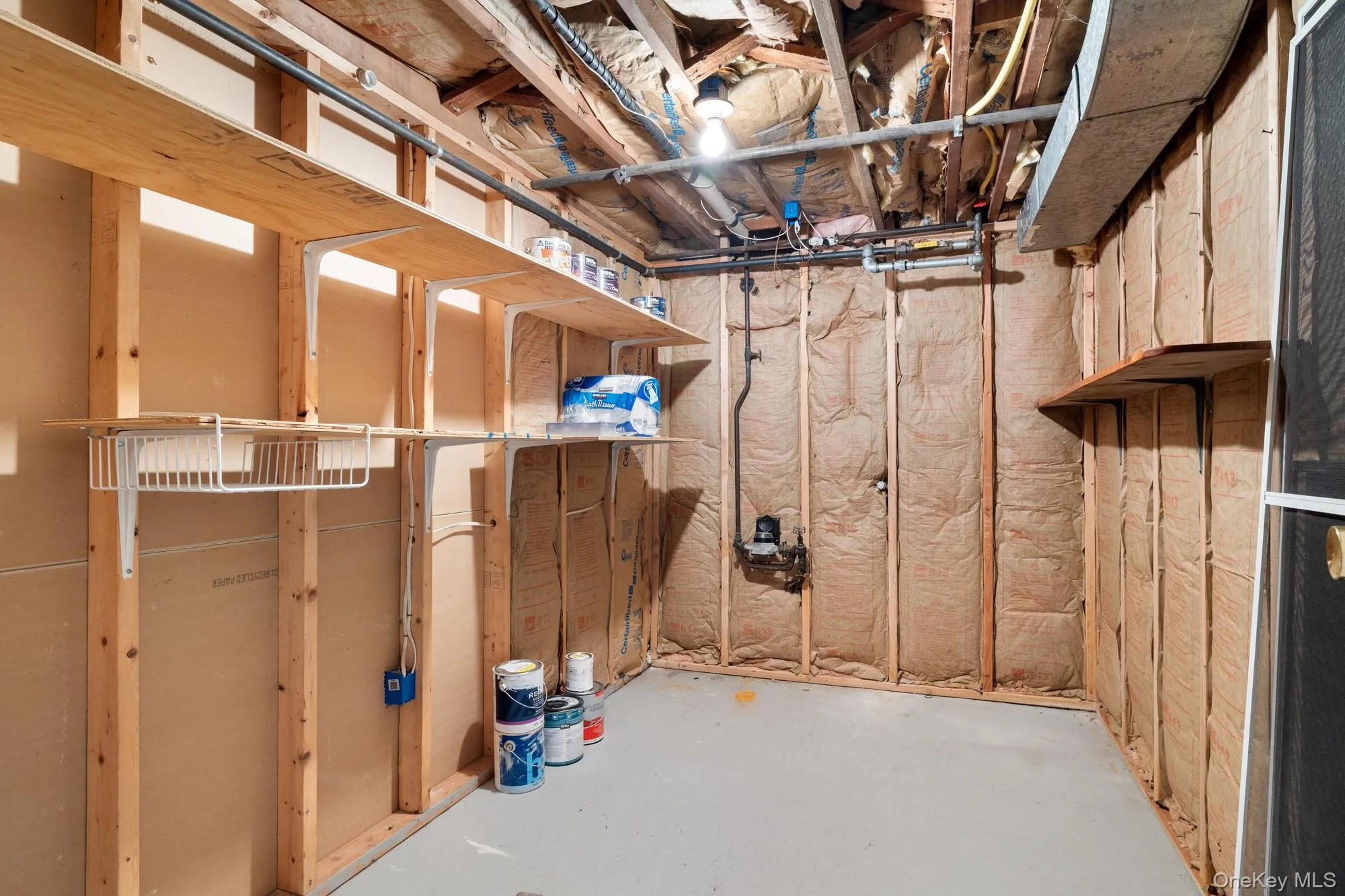 3848 Cordwood Lane, Oyster Bay, NY, 2 Bedrooms Bedrooms, 8 Rooms Rooms,3 BathroomsBathrooms,Residential,For Rent,Cordwood,0,1035604 3848 Cordwood Lane, Oyster Bay, NY, 2 Bedrooms Bedrooms, 8 Rooms Rooms,3 BathroomsBathrooms,Residential,For Rent,Cordwood,0,1035604