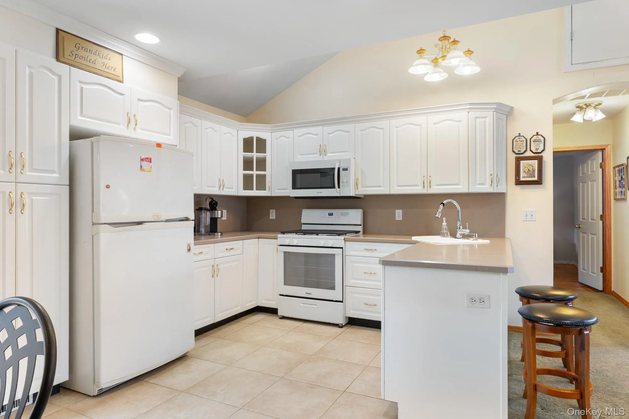3848 Cordwood Lane, Oyster Bay, NY, 2 Bedrooms Bedrooms, 8 Rooms Rooms,3 BathroomsBathrooms,Residential,For Rent,Cordwood,0,1035604 3848 Cordwood Lane, Oyster Bay, NY, 2 Bedrooms Bedrooms, 8 Rooms Rooms,3 BathroomsBathrooms,Residential,For Rent,Cordwood,0,1035604