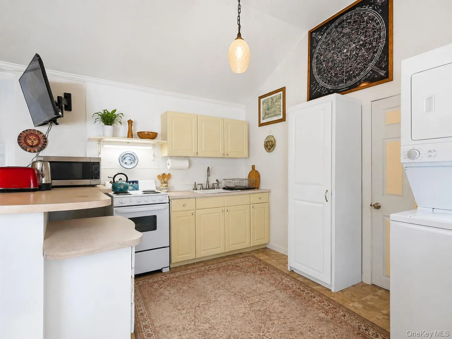 57 Sutton Court, Islip, NY, 1 Bedroom Bedrooms, 3 Rooms Rooms,1 BathroomBathrooms,Residential,For Rent,Sutton,0,1035606 57 Sutton Court, Islip, NY, 1 Bedroom Bedrooms, 3 Rooms Rooms,1 BathroomBathrooms,Residential,For Rent,Sutton,0,1035606