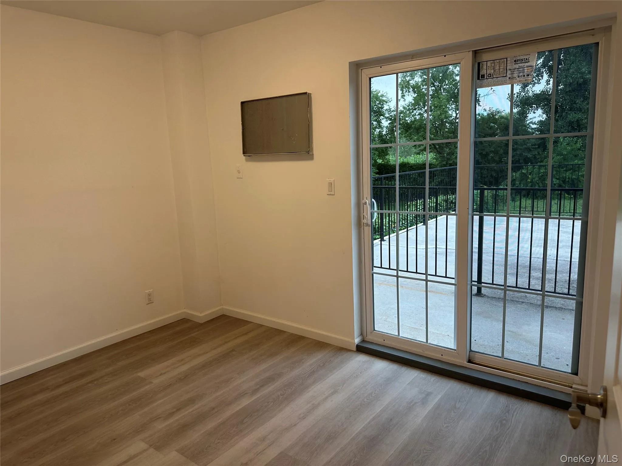 6-05 129st Street, New York, NY, 3 Bedrooms Bedrooms, 5 Rooms Rooms,1 BathroomBathrooms,Residential Lease,For Rent,129st,0,1035607 6-05 129st Street, New York, NY, 3 Bedrooms Bedrooms, 5 Rooms Rooms,1 BathroomBathrooms,Residential Lease,For Rent,129st,0,1035607