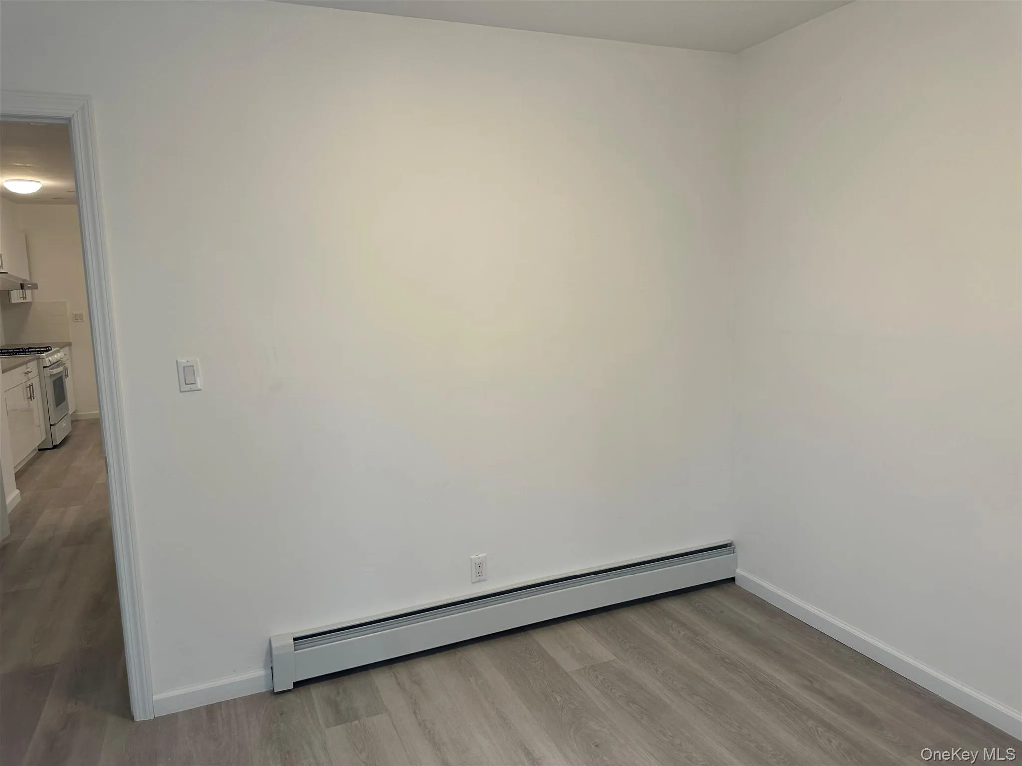 6-05 129st Street, New York, NY, 3 Bedrooms Bedrooms, 5 Rooms Rooms,1 BathroomBathrooms,Residential Lease,For Rent,129st,0,1035607 6-05 129st Street, New York, NY, 3 Bedrooms Bedrooms, 5 Rooms Rooms,1 BathroomBathrooms,Residential Lease,For Rent,129st,0,1035607