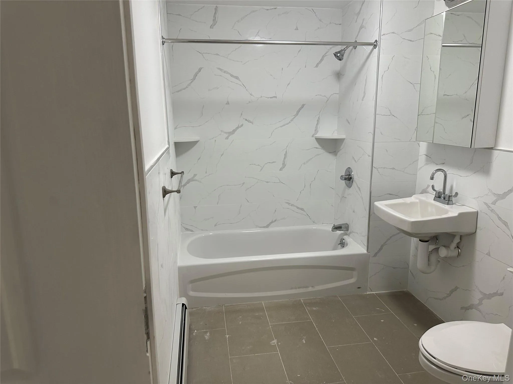 6-05 129st Street, New York, NY, 3 Bedrooms Bedrooms, 5 Rooms Rooms,1 BathroomBathrooms,Residential Lease,For Rent,129st,0,1035607 6-05 129st Street, New York, NY, 3 Bedrooms Bedrooms, 5 Rooms Rooms,1 BathroomBathrooms,Residential Lease,For Rent,129st,0,1035607