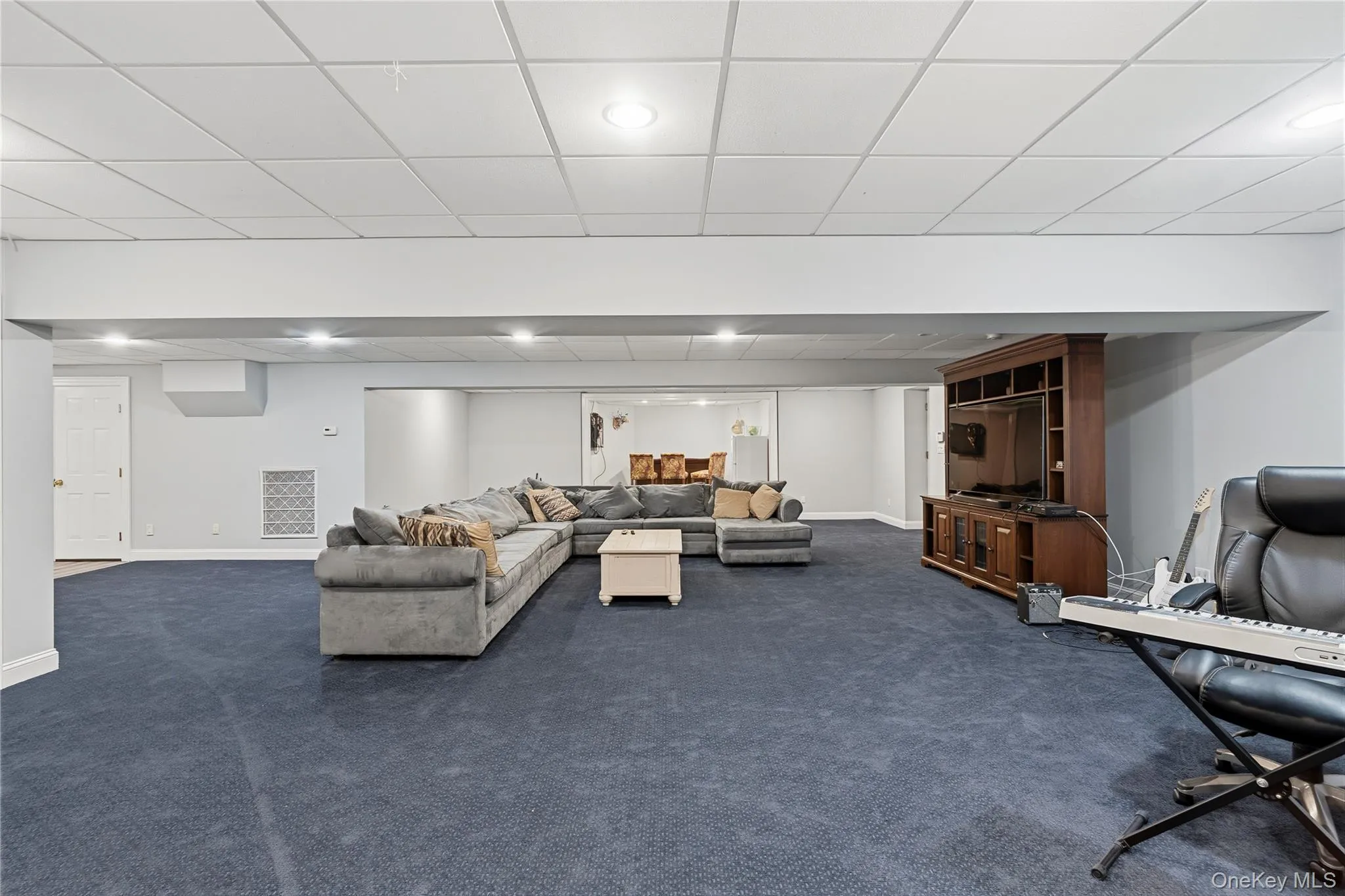 87 4th Street, Hempstead, NY, 6 Bedrooms Bedrooms, 10 Rooms Rooms,5 BathroomsBathrooms,Residential,For Rent,4th,0,1035608 87 4th Street, Hempstead, NY, 6 Bedrooms Bedrooms, 10 Rooms Rooms,5 BathroomsBathrooms,Residential,For Rent,4th,0,1035608