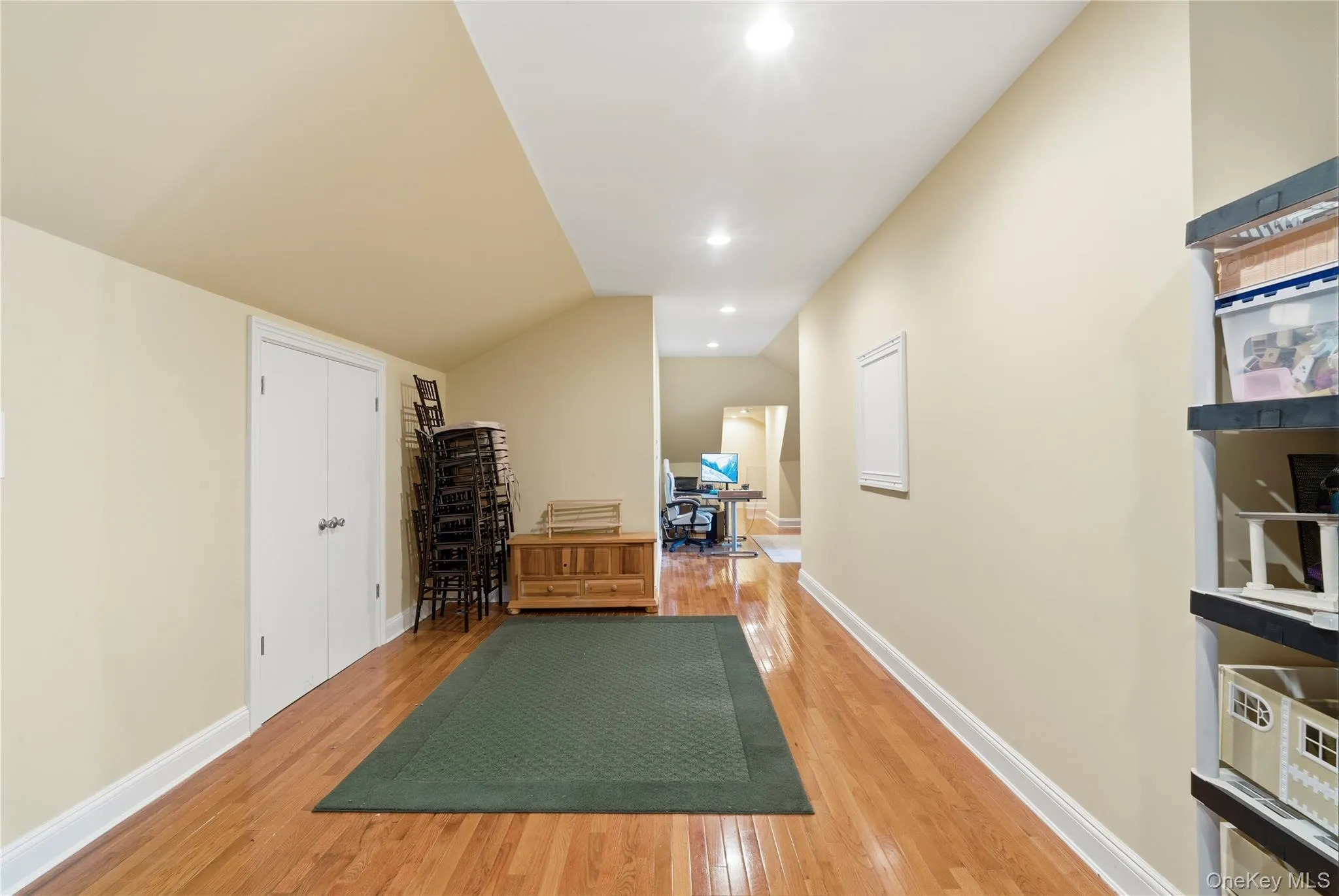 87 4th Street, Hempstead, NY, 6 Bedrooms Bedrooms, 10 Rooms Rooms,5 BathroomsBathrooms,Residential,For Rent,4th,0,1035608 87 4th Street, Hempstead, NY, 6 Bedrooms Bedrooms, 10 Rooms Rooms,5 BathroomsBathrooms,Residential,For Rent,4th,0,1035608