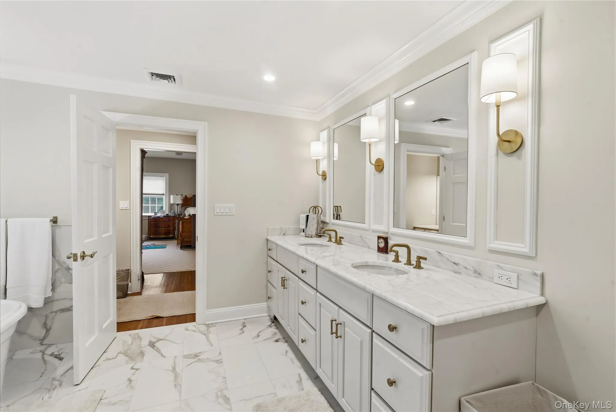 87 4th Street, Hempstead, NY, 6 Bedrooms Bedrooms, 10 Rooms Rooms,5 BathroomsBathrooms,Residential,For Rent,4th,0,1035608 87 4th Street, Hempstead, NY, 6 Bedrooms Bedrooms, 10 Rooms Rooms,5 BathroomsBathrooms,Residential,For Rent,4th,0,1035608