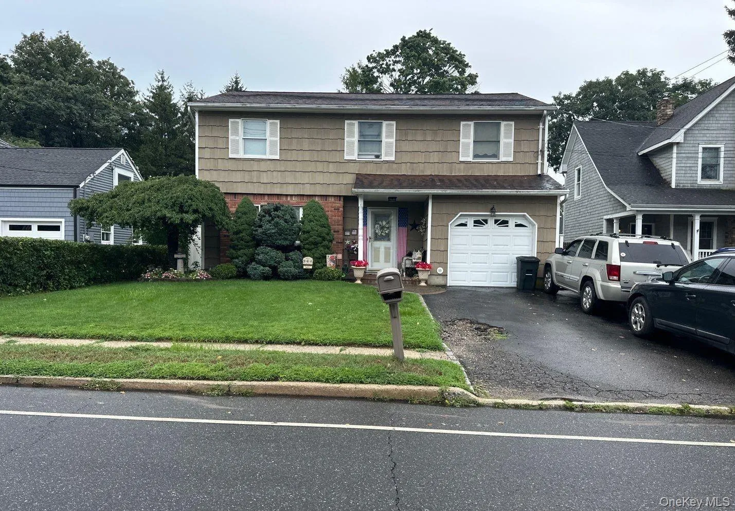 60A Maplewood Road, Huntington, NY, 4 Bedrooms Bedrooms, 8 Rooms Rooms,2 BathroomsBathrooms,Residential,For Rent,Maplewood,0,1035610 60A Maplewood Road, Huntington, NY, 4 Bedrooms Bedrooms, 8 Rooms Rooms,2 BathroomsBathrooms,Residential,For Rent,Maplewood,0,1035610