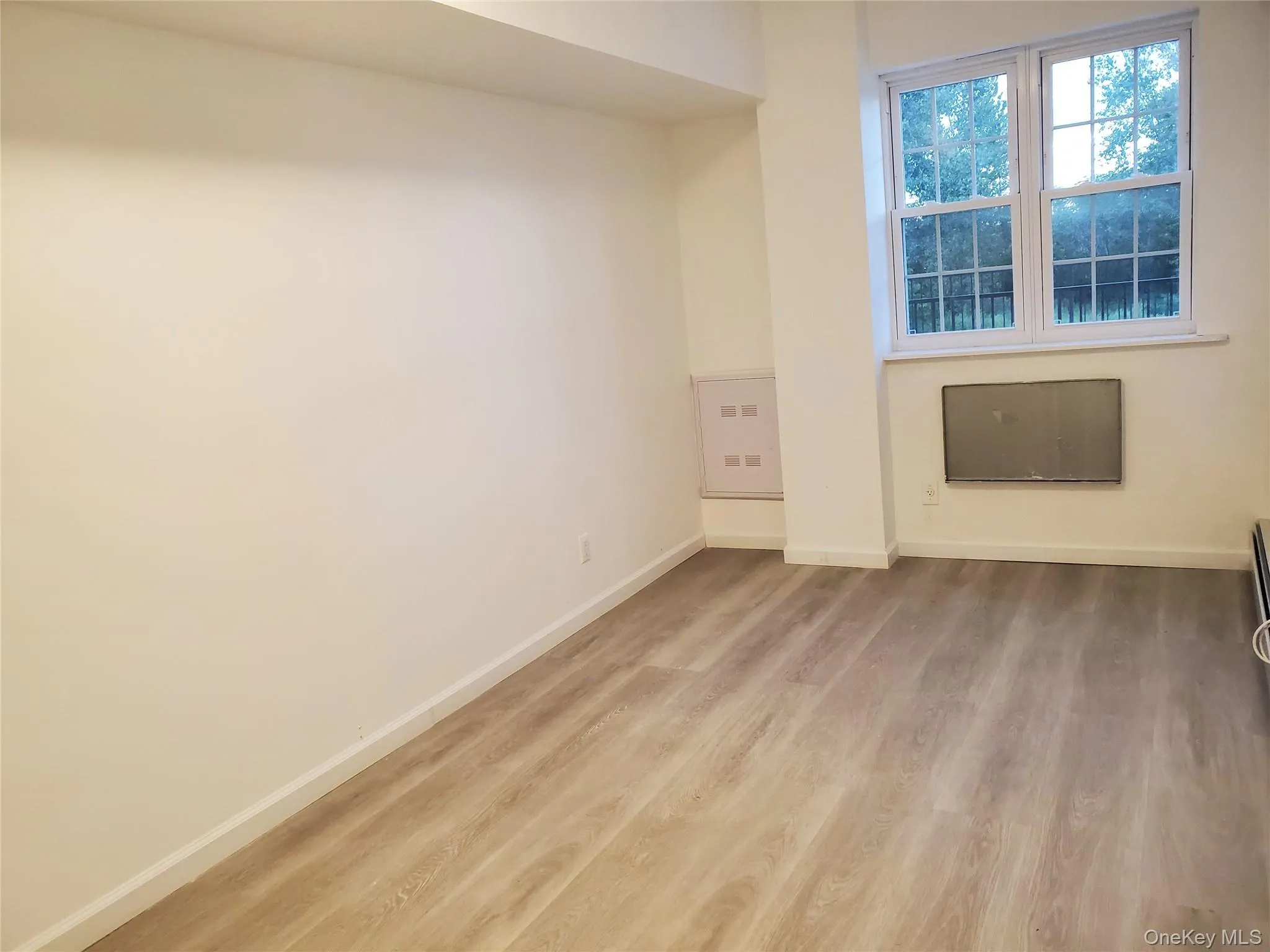6-05 129st Street, New York, NY, 1 Bedroom Bedrooms, 3 Room Rooms,1 BathroomBathrooms,Residential Lease,For Rent,129st,0,1035611 6-05 129st Street, New York, NY, 1 Bedroom Bedrooms, 3 Room Rooms,1 BathroomBathrooms,Residential Lease,For Rent,129st,0,1035611