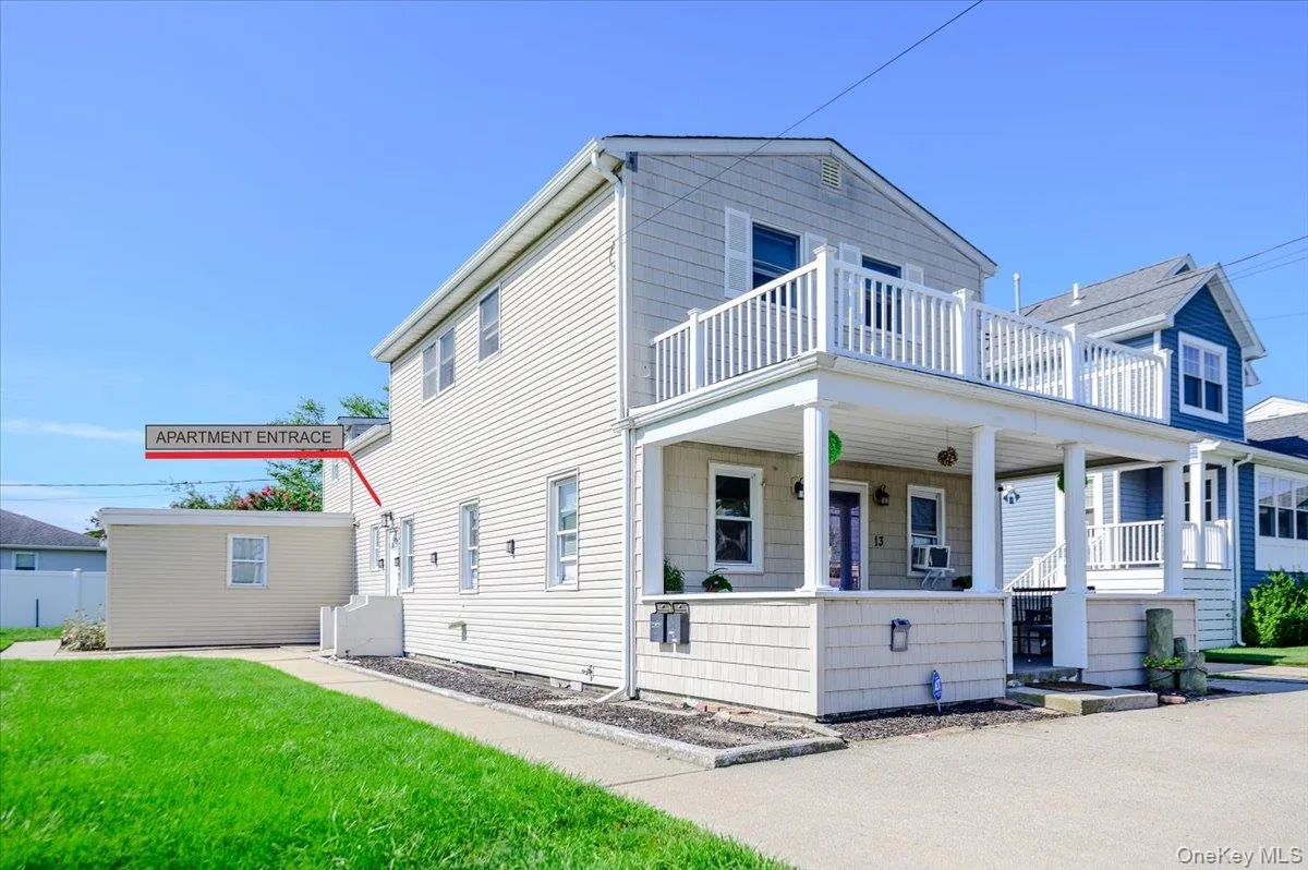 13 Truxton Road, Hempstead, NY, 3 Bedrooms Bedrooms, 5 Rooms Rooms,1 BathroomBathrooms,Residential Lease,For Rent,Truxton,0,1035612 13 Truxton Road, Hempstead, NY, 3 Bedrooms Bedrooms, 5 Rooms Rooms,1 BathroomBathrooms,Residential Lease,For Rent,Truxton,0,1035612