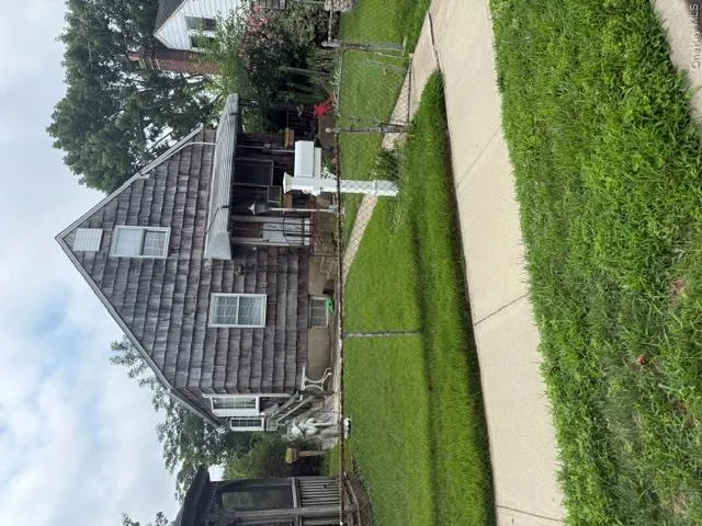 2 Ivy Street, Oyster Bay, NY, 4 Bedrooms Bedrooms, 6 Rooms Rooms,1 BathroomBathrooms,Residential,For Rent,Ivy,0,1035623 2 Ivy Street, Oyster Bay, NY, 4 Bedrooms Bedrooms, 6 Rooms Rooms,1 BathroomBathrooms,Residential,For Rent,Ivy,0,1035623