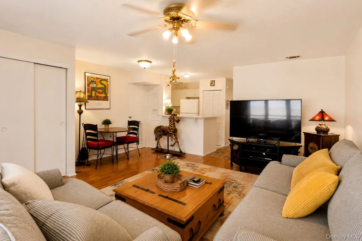 823 Shore Road, Long Beach, NY, 2 Bedrooms Bedrooms, 6 Rooms Rooms,1 BathroomBathrooms,Residential,For Rent,Shore,0,1035624 823 Shore Road, Long Beach, NY, 2 Bedrooms Bedrooms, 6 Rooms Rooms,1 BathroomBathrooms,Residential,For Rent,Shore,0,1035624