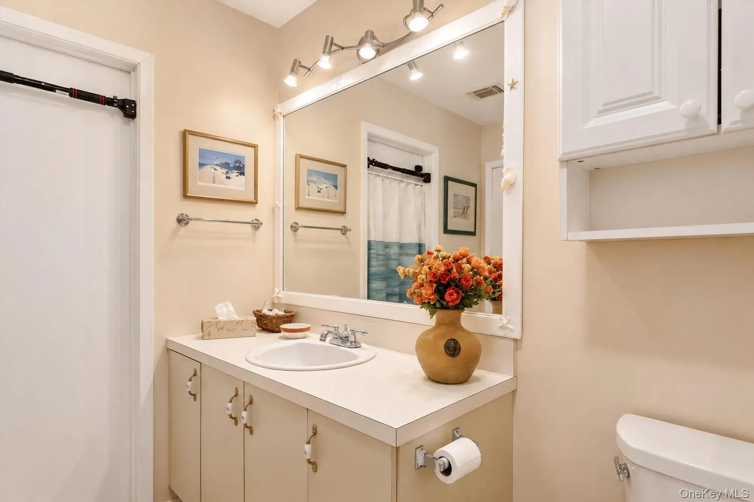 823 Shore Road, Long Beach, NY, 2 Bedrooms Bedrooms, 6 Rooms Rooms,1 BathroomBathrooms,Residential,For Rent,Shore,0,1035624 823 Shore Road, Long Beach, NY, 2 Bedrooms Bedrooms, 6 Rooms Rooms,1 BathroomBathrooms,Residential,For Rent,Shore,0,1035624