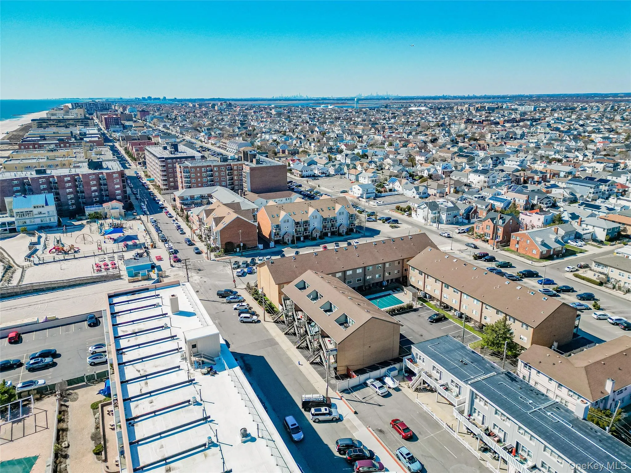 823 Shore Road, Long Beach, NY, 2 Bedrooms Bedrooms, 6 Rooms Rooms,1 BathroomBathrooms,Residential,For Rent,Shore,0,1035624 823 Shore Road, Long Beach, NY, 2 Bedrooms Bedrooms, 6 Rooms Rooms,1 BathroomBathrooms,Residential,For Rent,Shore,0,1035624