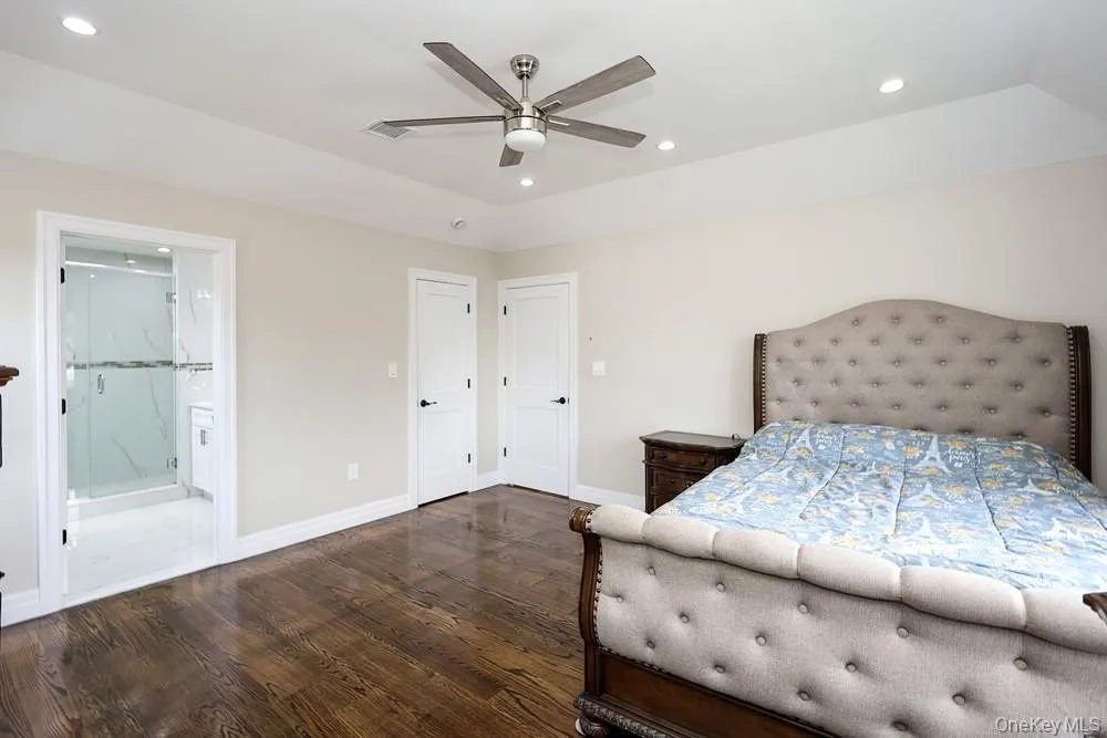 42 Celler Avenue, North Hempstead, NY, 4 Bedrooms Bedrooms, 8 Rooms Rooms,4 BathroomsBathrooms,Residential,For Rent,Celler,0,1035629 42 Celler Avenue, North Hempstead, NY, 4 Bedrooms Bedrooms, 8 Rooms Rooms,4 BathroomsBathrooms,Residential,For Rent,Celler,0,1035629