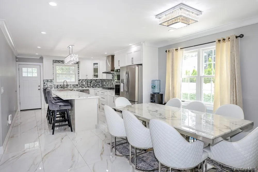 42 Celler Avenue, North Hempstead, NY, 4 Bedrooms Bedrooms, 8 Rooms Rooms,4 BathroomsBathrooms,Residential,For Rent,Celler,0,1035629 42 Celler Avenue, North Hempstead, NY, 4 Bedrooms Bedrooms, 8 Rooms Rooms,4 BathroomsBathrooms,Residential,For Rent,Celler,0,1035629