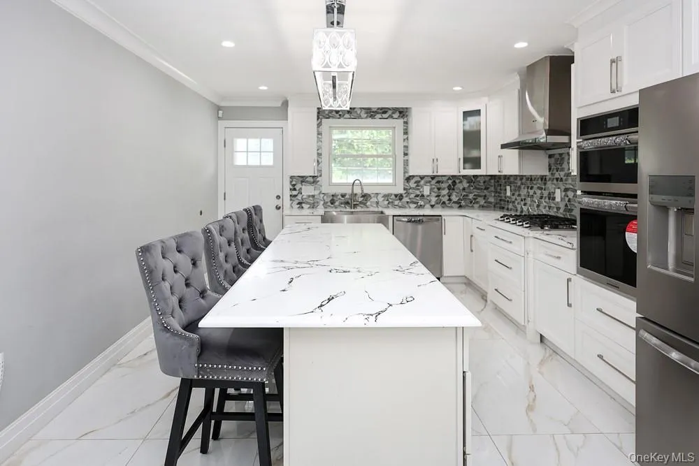 42 Celler Avenue, North Hempstead, NY, 4 Bedrooms Bedrooms, 8 Rooms Rooms,4 BathroomsBathrooms,Residential,For Rent,Celler,0,1035629 42 Celler Avenue, North Hempstead, NY, 4 Bedrooms Bedrooms, 8 Rooms Rooms,4 BathroomsBathrooms,Residential,For Rent,Celler,0,1035629