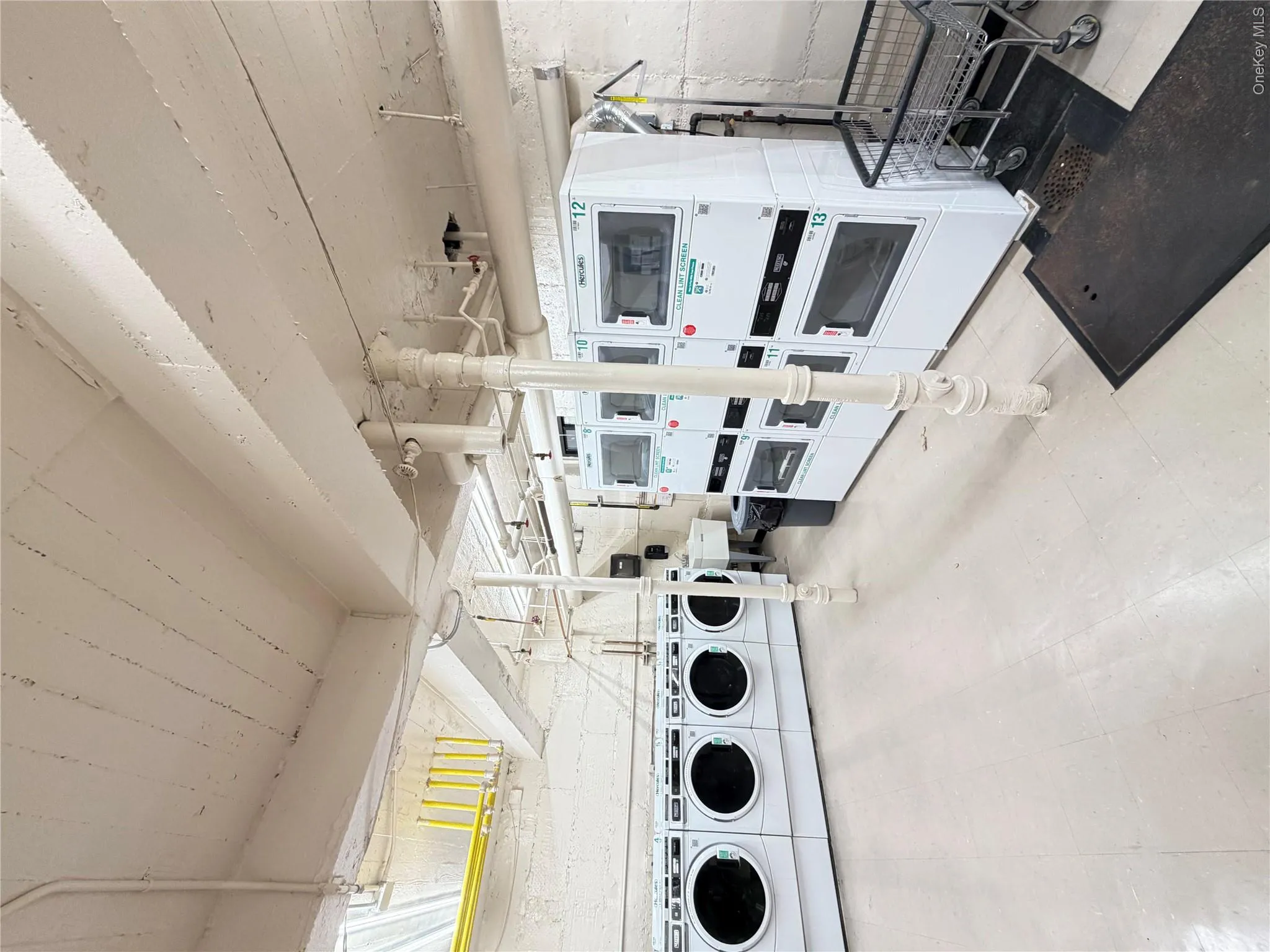 1717 Avenue, New York, NY, 1 Bedroom Bedrooms, 4 Rooms Rooms,1 BathroomBathrooms,Residential,For Rent,Avenue,0,1035632 1717 Avenue, New York, NY, 1 Bedroom Bedrooms, 4 Rooms Rooms,1 BathroomBathrooms,Residential,For Rent,Avenue,0,1035632