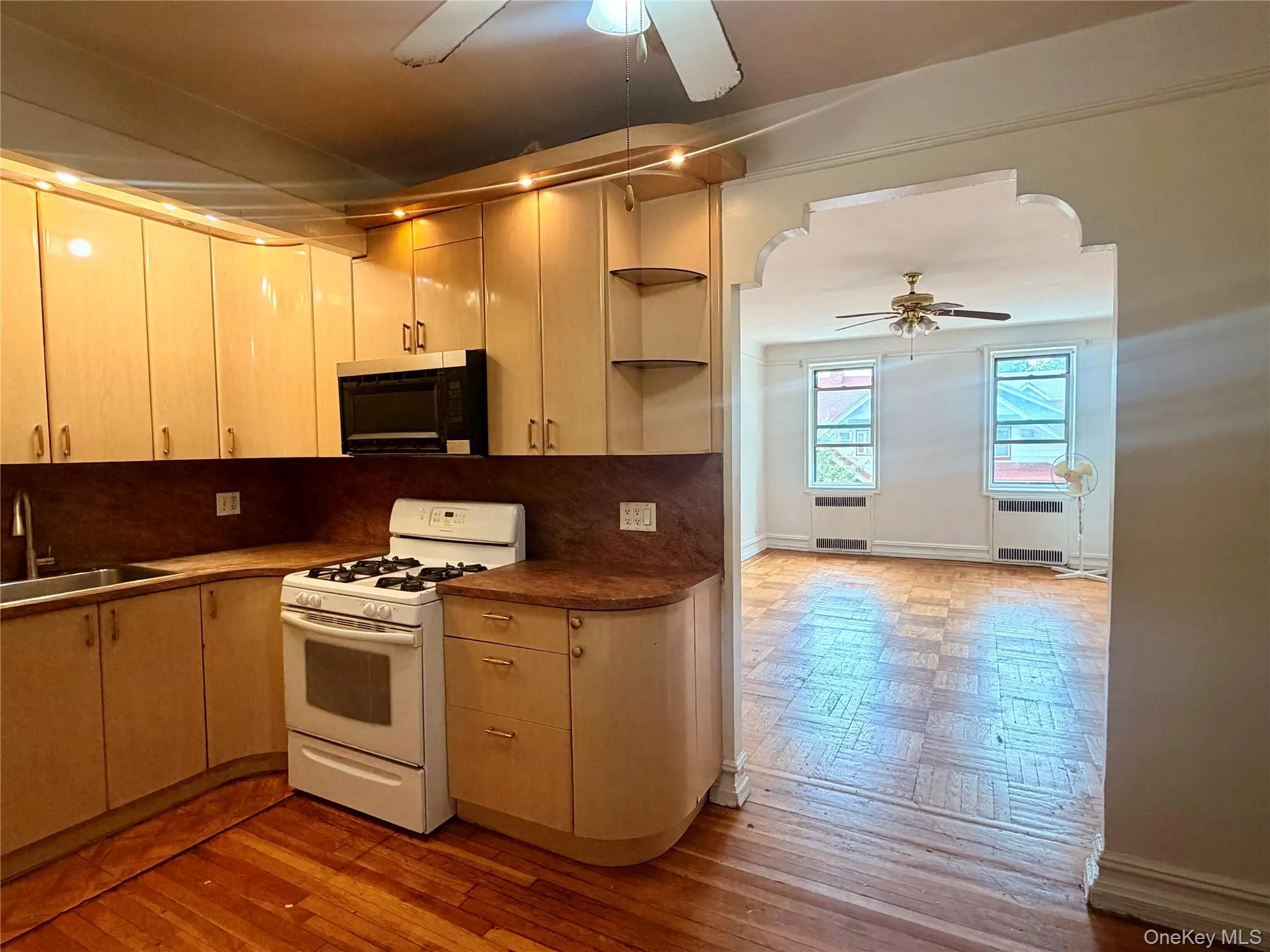 1717 Avenue, New York, NY, 1 Bedroom Bedrooms, 4 Rooms Rooms,1 BathroomBathrooms,Residential,For Rent,Avenue,0,1035632 1717 Avenue, New York, NY, 1 Bedroom Bedrooms, 4 Rooms Rooms,1 BathroomBathrooms,Residential,For Rent,Avenue,0,1035632