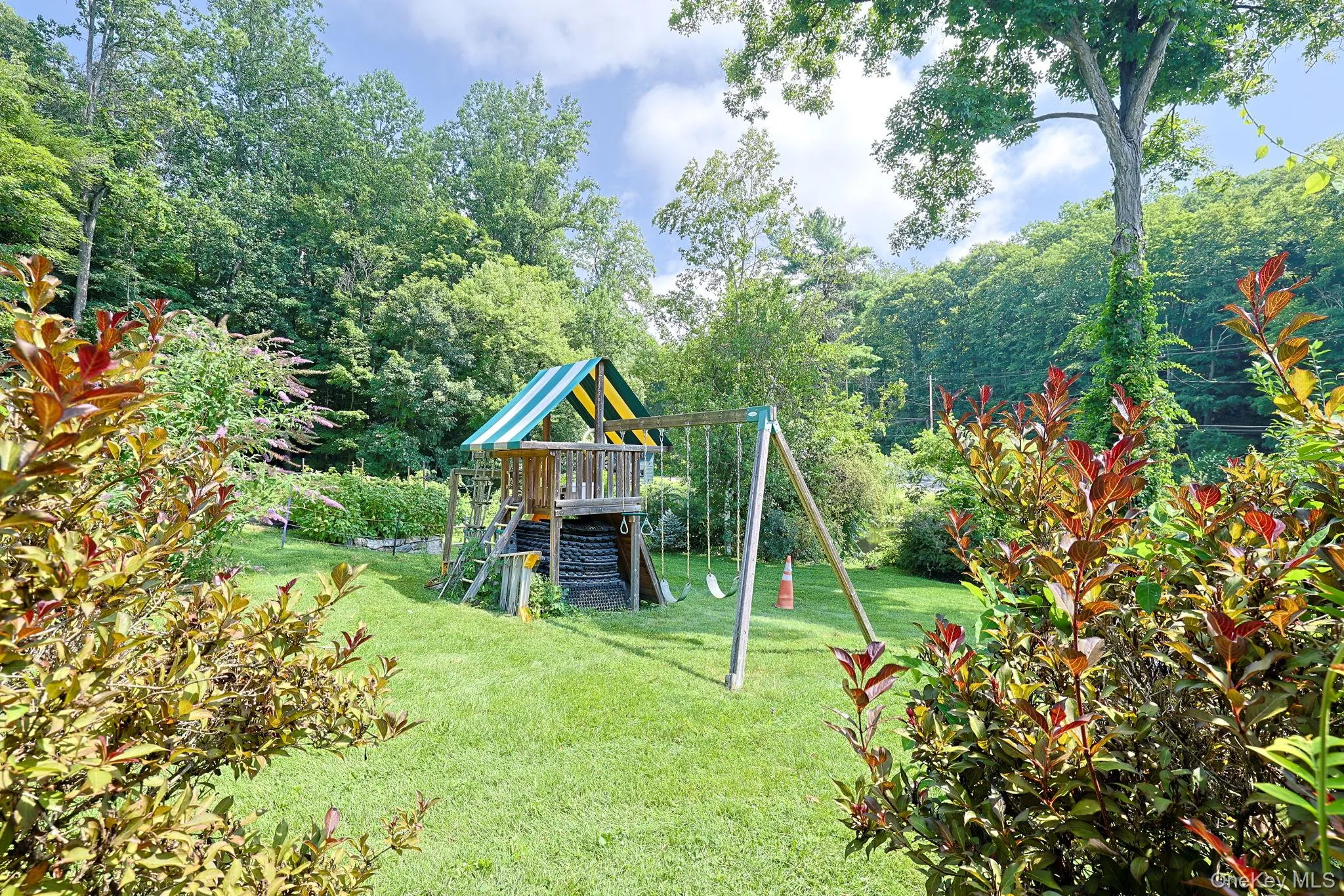 437 Oscawana Lake Road, Putnam Valley, NY, 3 Bedrooms Bedrooms, 7 Rooms Rooms,2 BathroomsBathrooms,Residential Lease,For Rent,Oscawana Lake,0,1035634 437 Oscawana Lake Road, Putnam Valley, NY, 3 Bedrooms Bedrooms, 7 Rooms Rooms,2 BathroomsBathrooms,Residential Lease,For Rent,Oscawana Lake,0,1035634