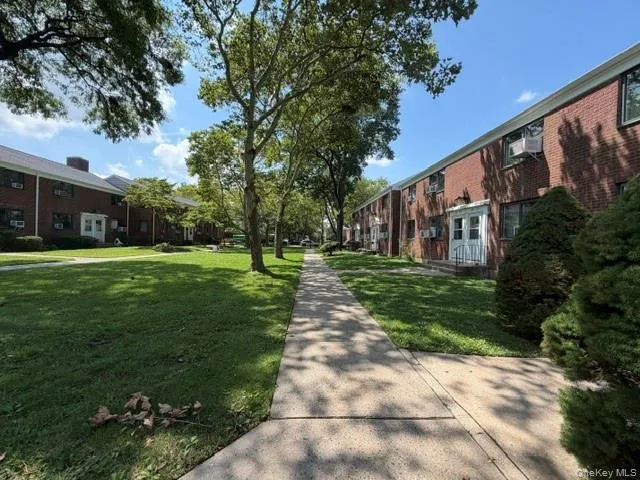 69-29 218th Street, New York, NY, 2 Bedrooms Bedrooms, 4 Rooms Rooms,1 BathroomBathrooms,Residential,For Rent,218th,0,1035635 69-29 218th Street, New York, NY, 2 Bedrooms Bedrooms, 4 Rooms Rooms,1 BathroomBathrooms,Residential,For Rent,218th,0,1035635