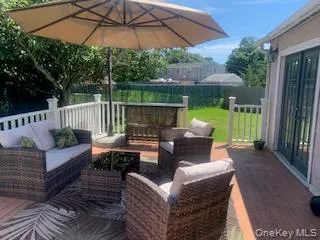 48 Ellen Street, Islip, NY, 4 Bedrooms Bedrooms, 9 Rooms Rooms,2 BathroomsBathrooms,Residential,For Rent,Ellen,0,1035636 48 Ellen Street, Islip, NY, 4 Bedrooms Bedrooms, 9 Rooms Rooms,2 BathroomsBathrooms,Residential,For Rent,Ellen,0,1035636