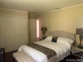 48 Ellen Street, Islip, NY, 4 Bedrooms Bedrooms, 9 Rooms Rooms,2 BathroomsBathrooms,Residential,For Rent,Ellen,0,1035636 48 Ellen Street, Islip, NY, 4 Bedrooms Bedrooms, 9 Rooms Rooms,2 BathroomsBathrooms,Residential,For Rent,Ellen,0,1035636