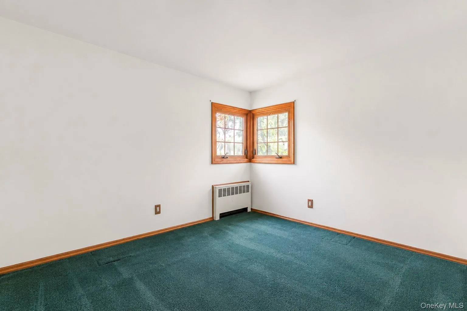 1 Dale Lane, Smithtown, NY, 3 Bedrooms Bedrooms, 7 Rooms Rooms,1 BathroomBathrooms,Residential,For Rent,Dale,0,1035638 1 Dale Lane, Smithtown, NY, 3 Bedrooms Bedrooms, 7 Rooms Rooms,1 BathroomBathrooms,Residential,For Rent,Dale,0,1035638