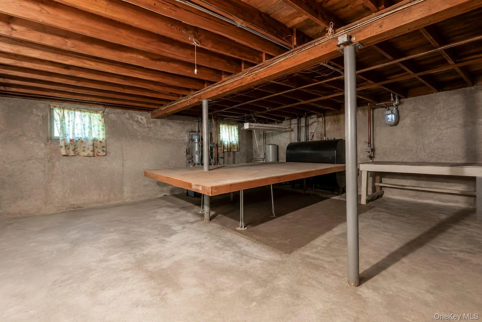1 Dale Lane, Smithtown, NY, 3 Bedrooms Bedrooms, 7 Rooms Rooms,1 BathroomBathrooms,Residential,For Rent,Dale,0,1035638 1 Dale Lane, Smithtown, NY, 3 Bedrooms Bedrooms, 7 Rooms Rooms,1 BathroomBathrooms,Residential,For Rent,Dale,0,1035638