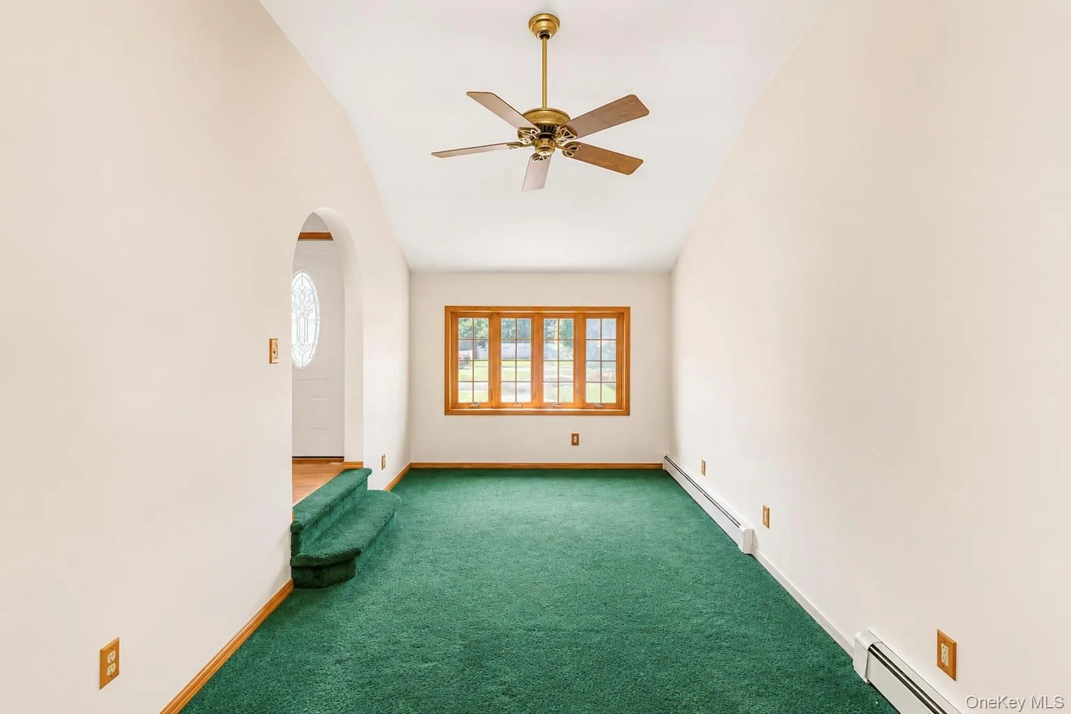 1 Dale Lane, Smithtown, NY, 3 Bedrooms Bedrooms, 7 Rooms Rooms,1 BathroomBathrooms,Residential,For Rent,Dale,0,1035638 1 Dale Lane, Smithtown, NY, 3 Bedrooms Bedrooms, 7 Rooms Rooms,1 BathroomBathrooms,Residential,For Rent,Dale,0,1035638