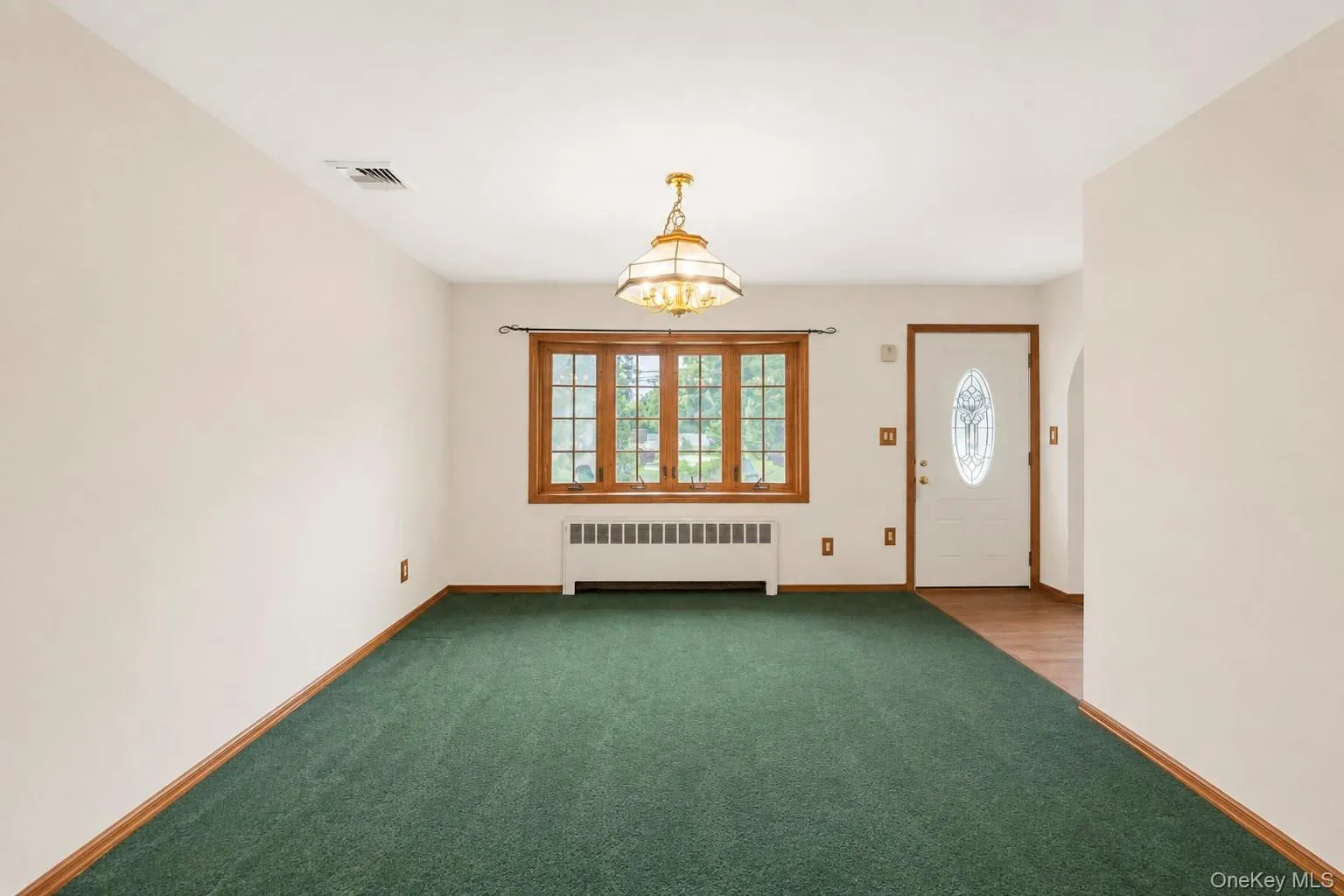 1 Dale Lane, Smithtown, NY, 3 Bedrooms Bedrooms, 7 Rooms Rooms,1 BathroomBathrooms,Residential,For Rent,Dale,0,1035638 1 Dale Lane, Smithtown, NY, 3 Bedrooms Bedrooms, 7 Rooms Rooms,1 BathroomBathrooms,Residential,For Rent,Dale,0,1035638
