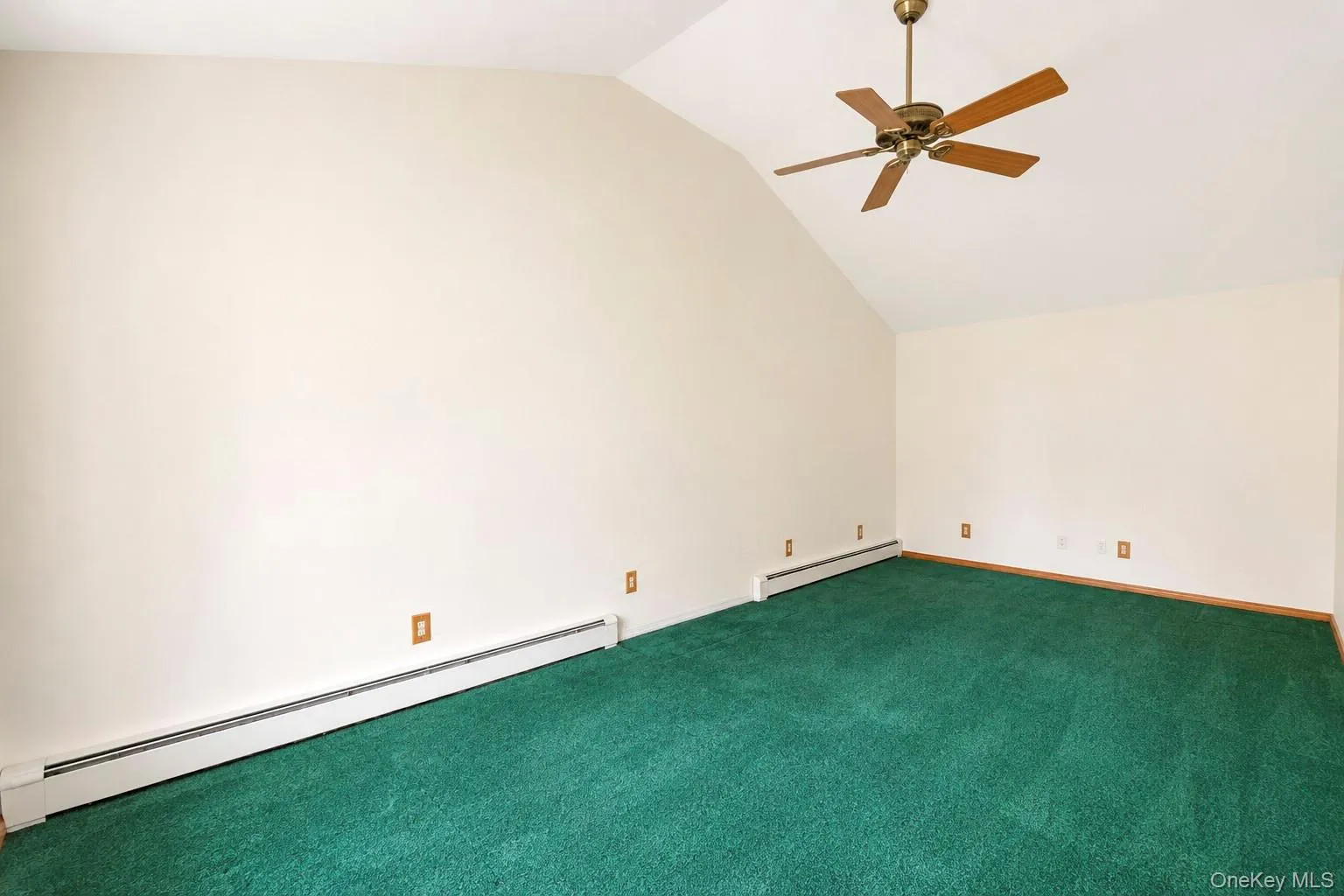 1 Dale Lane, Smithtown, NY, 3 Bedrooms Bedrooms, 7 Rooms Rooms,1 BathroomBathrooms,Residential,For Rent,Dale,0,1035638 1 Dale Lane, Smithtown, NY, 3 Bedrooms Bedrooms, 7 Rooms Rooms,1 BathroomBathrooms,Residential,For Rent,Dale,0,1035638