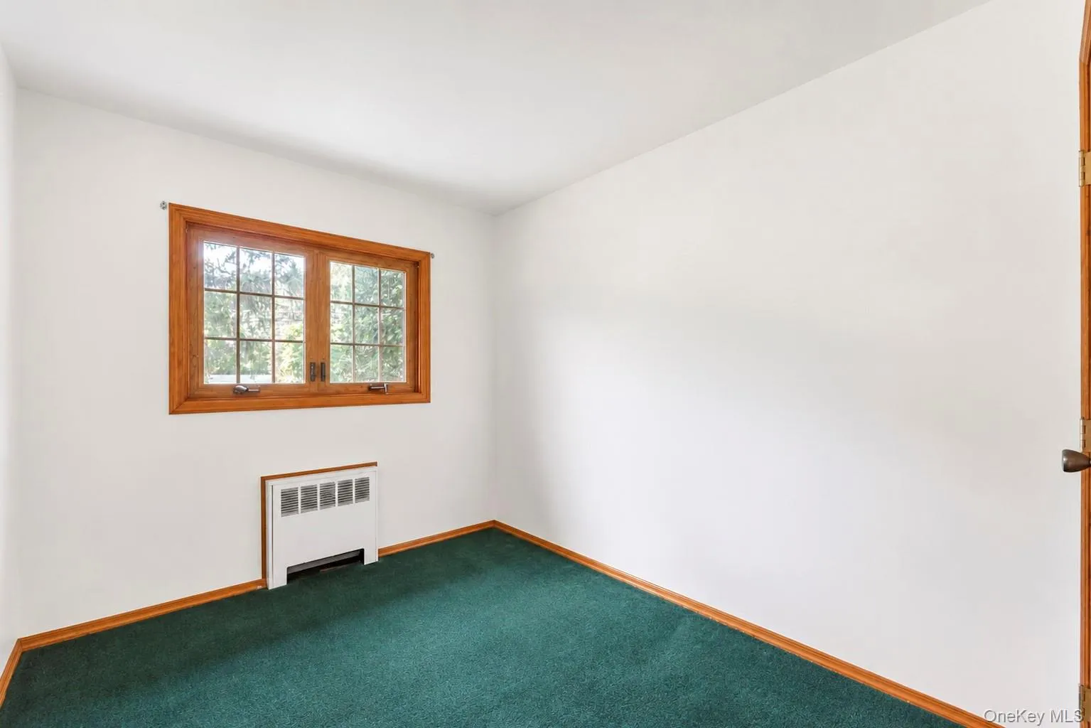 1 Dale Lane, Smithtown, NY, 3 Bedrooms Bedrooms, 7 Rooms Rooms,1 BathroomBathrooms,Residential,For Rent,Dale,0,1035638 1 Dale Lane, Smithtown, NY, 3 Bedrooms Bedrooms, 7 Rooms Rooms,1 BathroomBathrooms,Residential,For Rent,Dale,0,1035638