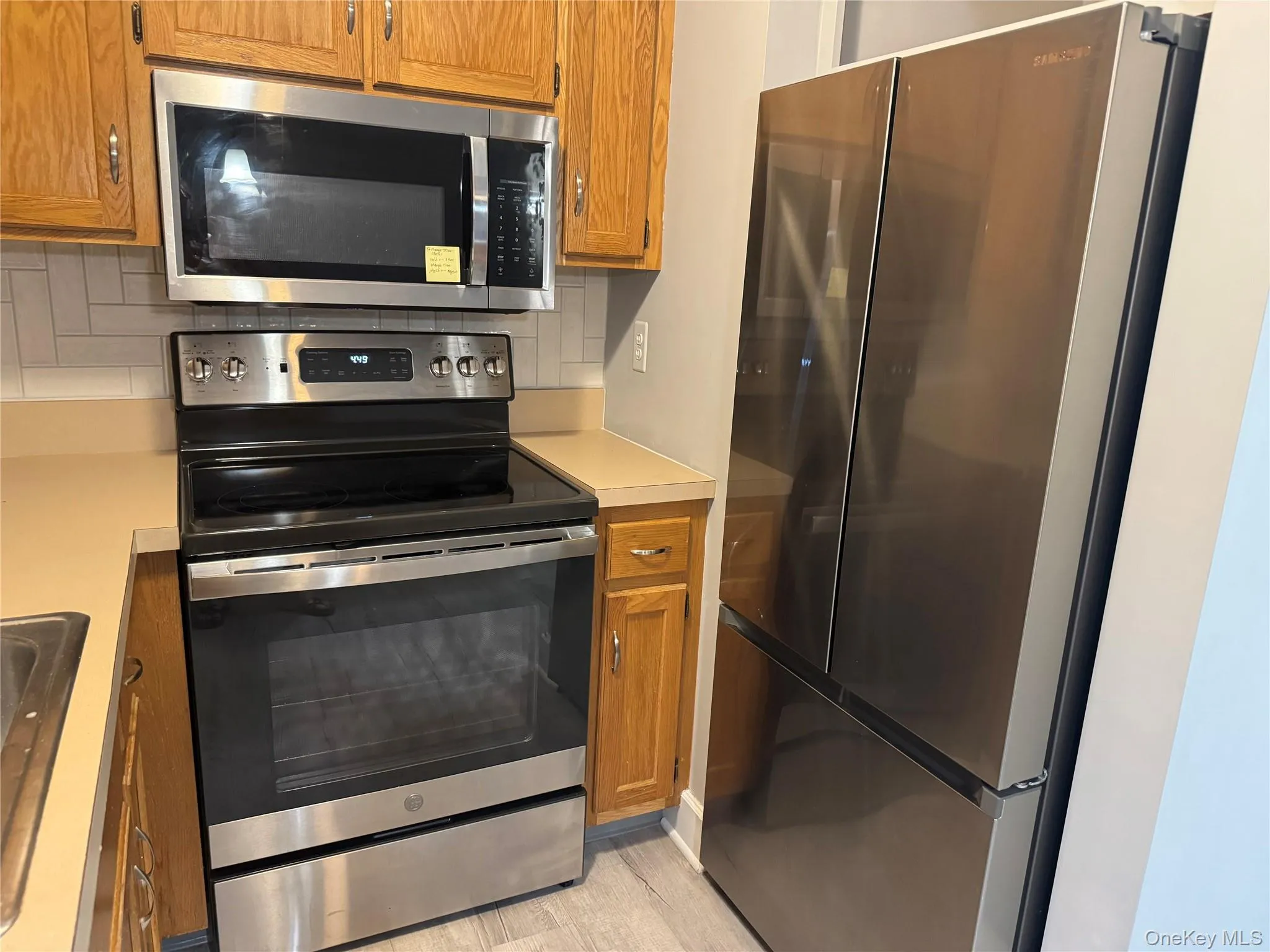 11 Tivoli Gardens, Red Hook, NY, 1 Bedroom Bedrooms, 5 Rooms Rooms,1 BathroomBathrooms,Residential Lease,For Rent,Tivoli,0,1035639 11 Tivoli Gardens, Red Hook, NY, 1 Bedroom Bedrooms, 5 Rooms Rooms,1 BathroomBathrooms,Residential Lease,For Rent,Tivoli,0,1035639