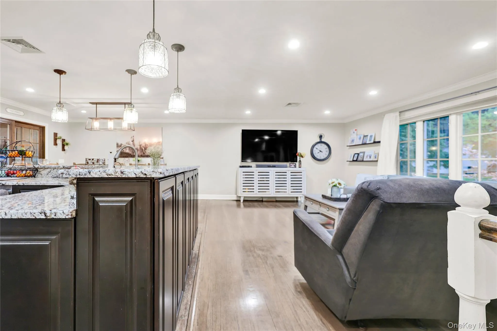 34 Strathmore Drive, Clarkstown, NY, 4 Bedrooms Bedrooms, ,2 BathroomsBathrooms,Residential,For Rent,Strathmore,0,1035640 34 Strathmore Drive, Clarkstown, NY, 4 Bedrooms Bedrooms, ,2 BathroomsBathrooms,Residential,For Rent,Strathmore,0,1035640