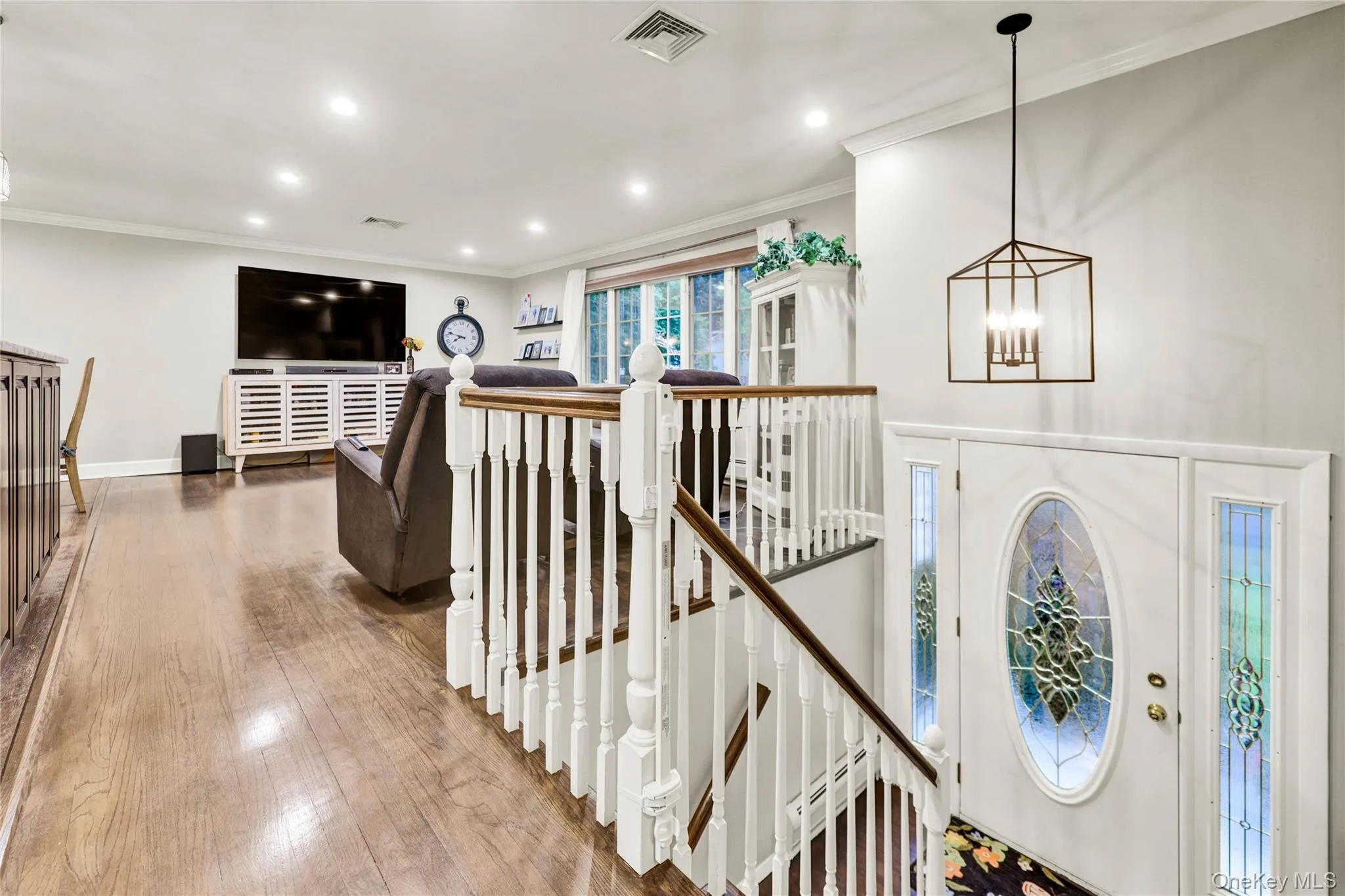 34 Strathmore Drive, Clarkstown, NY, 4 Bedrooms Bedrooms, ,2 BathroomsBathrooms,Residential,For Rent,Strathmore,0,1035640 34 Strathmore Drive, Clarkstown, NY, 4 Bedrooms Bedrooms, ,2 BathroomsBathrooms,Residential,For Rent,Strathmore,0,1035640
