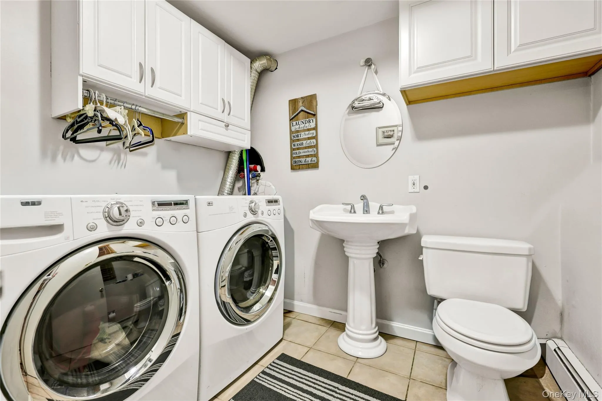 34 Strathmore Drive, Clarkstown, NY, 4 Bedrooms Bedrooms, ,2 BathroomsBathrooms,Residential,For Rent,Strathmore,0,1035640 34 Strathmore Drive, Clarkstown, NY, 4 Bedrooms Bedrooms, ,2 BathroomsBathrooms,Residential,For Rent,Strathmore,0,1035640