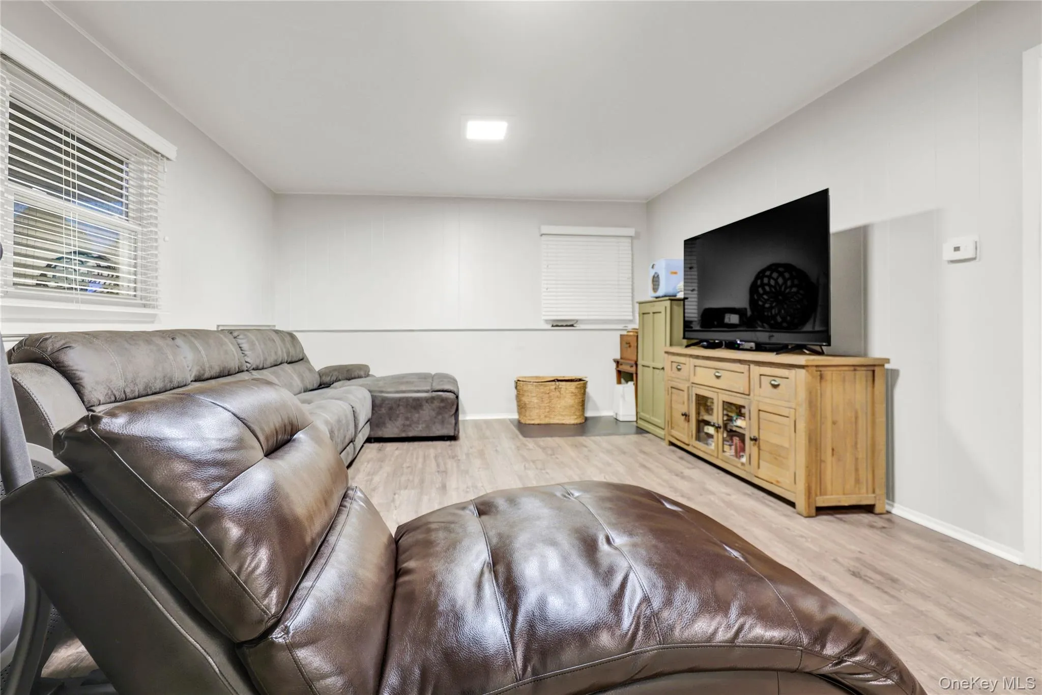 34 Strathmore Drive, Clarkstown, NY, 4 Bedrooms Bedrooms, ,2 BathroomsBathrooms,Residential,For Rent,Strathmore,0,1035640 34 Strathmore Drive, Clarkstown, NY, 4 Bedrooms Bedrooms, ,2 BathroomsBathrooms,Residential,For Rent,Strathmore,0,1035640