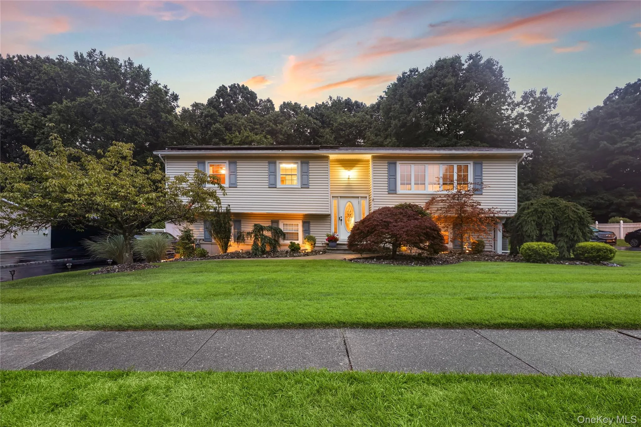 34 Strathmore Drive, Clarkstown, NY, 4 Bedrooms Bedrooms, ,2 BathroomsBathrooms,Residential,For Rent,Strathmore,0,1035640 34 Strathmore Drive, Clarkstown, NY, 4 Bedrooms Bedrooms, ,2 BathroomsBathrooms,Residential,For Rent,Strathmore,0,1035640