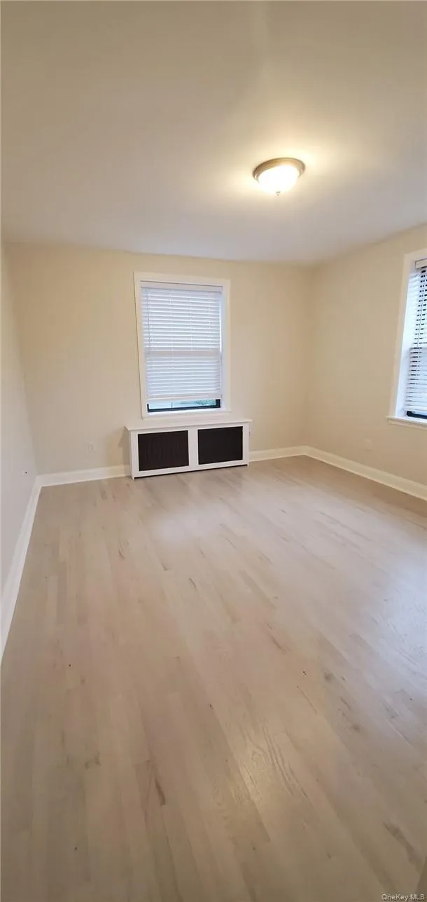 254 Martine Avenue, White Plains, NY, 3 Bedrooms Bedrooms, 4 Rooms Rooms,1 BathroomBathrooms,Residential Lease,For Rent,Martine,0,1035642 254 Martine Avenue, White Plains, NY, 3 Bedrooms Bedrooms, 4 Rooms Rooms,1 BathroomBathrooms,Residential Lease,For Rent,Martine,0,1035642