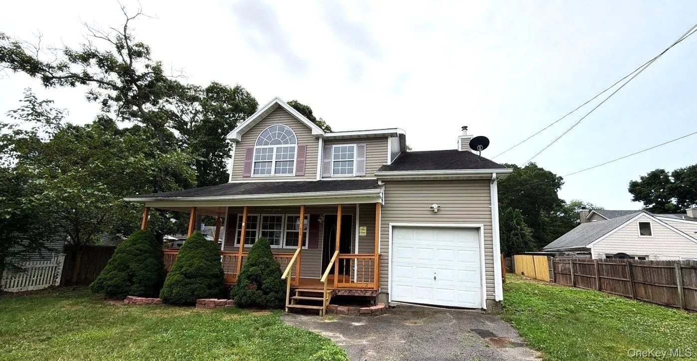 52 Arpage Drive, Brookhaven, NY, 3 Bedrooms Bedrooms, 7 Rooms Rooms,2 BathroomsBathrooms,Residential,For Rent,Arpage,0,1035645 52 Arpage Drive, Brookhaven, NY, 3 Bedrooms Bedrooms, 7 Rooms Rooms,2 BathroomsBathrooms,Residential,For Rent,Arpage,0,1035645