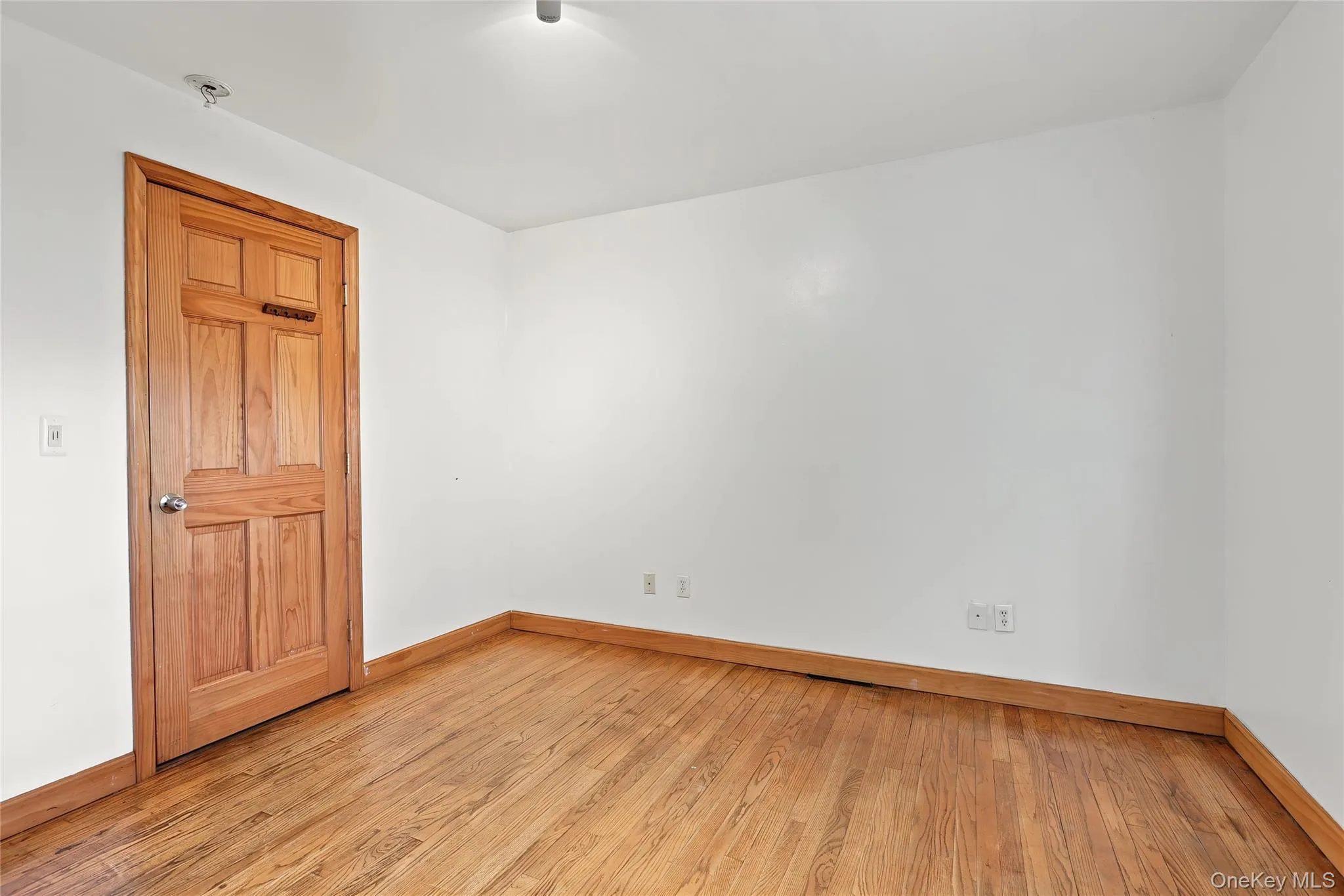 19 Farview Terrace, Ramapo, NY, 5 Bedrooms Bedrooms, 10 Rooms Rooms,3 BathroomsBathrooms,Residential,For Rent,Farview,0,1035646 19 Farview Terrace, Ramapo, NY, 5 Bedrooms Bedrooms, 10 Rooms Rooms,3 BathroomsBathrooms,Residential,For Rent,Farview,0,1035646